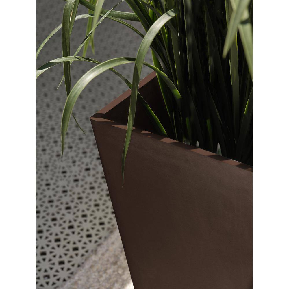 Veradek Midland Medium Espresso Plastic Tapered Planter with Drainage Holes (13.5 in. L x 13.5 in. W x 26 in. H) MV28E