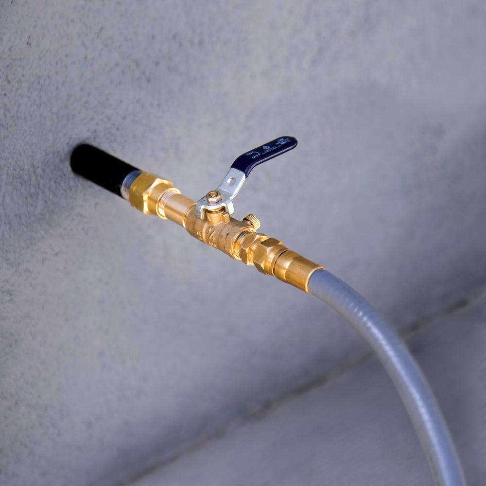 Champion Power Equipment 9000-Watt Electric Start Gasoline Propane and Natural Gas Tri Fuel Open Frame Inverter Generator, CO Shield, NG/LPG Hose 201176