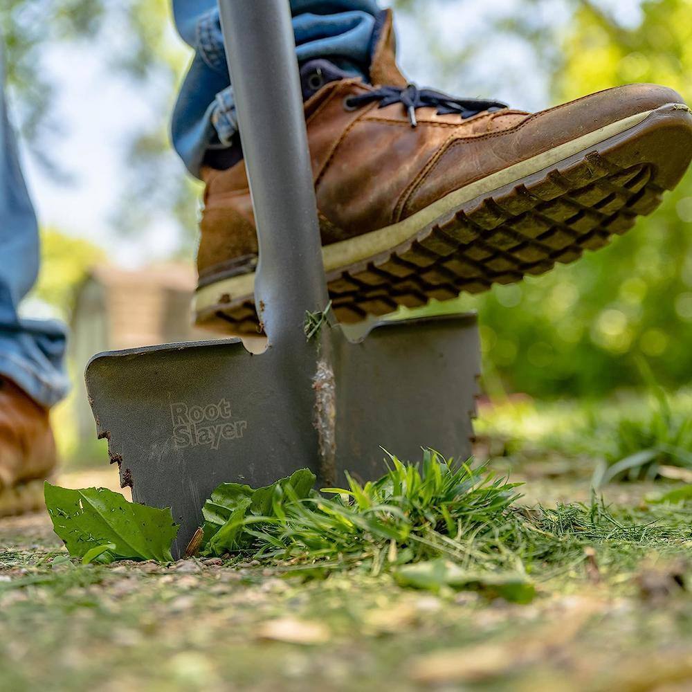 Radius Garden 40 in. Root Slayer Carbon Steel Edger, 33 in. Handle 22611-21