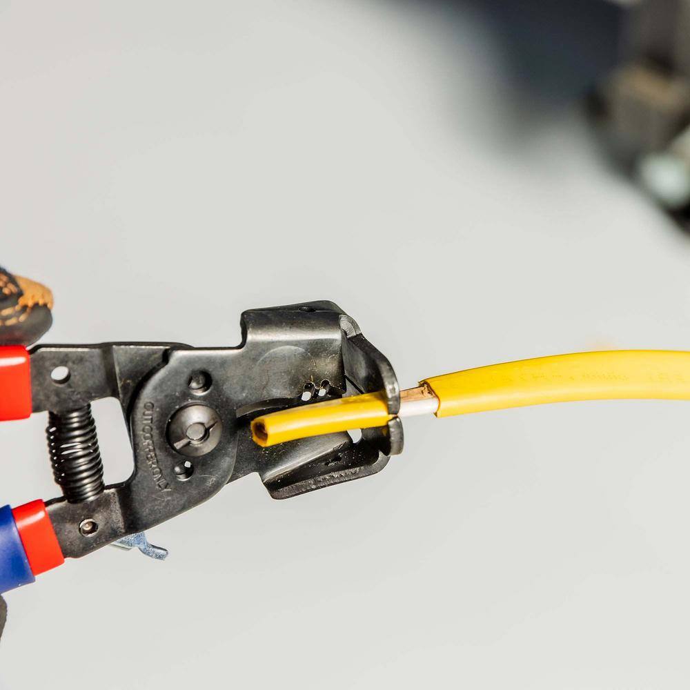 Southwire 500 ft. 6/3 Stranded Romex SIMpull CU NM-B W/G Wire 63950005