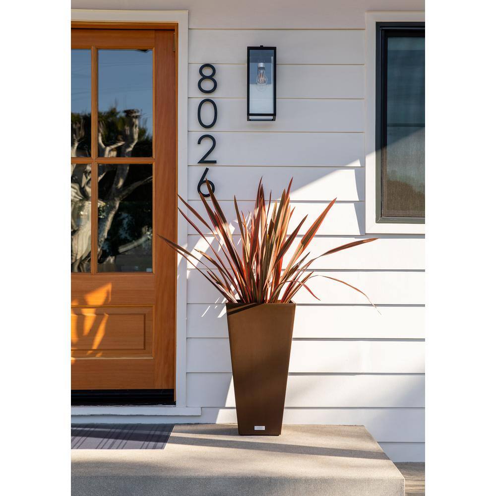 Veradek Midland Medium Espresso Plastic Tapered Planter with Drainage Holes (13.5 in. L x 13.5 in. W x 26 in. H) MV28E