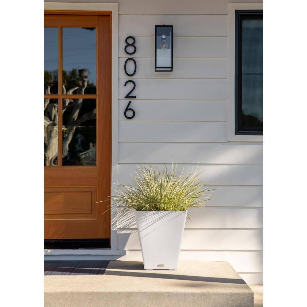 Veradek Nobleton Large White Plastic Tapered Planter with Drainage Holes (16 in. L x 16 in. W x 18 in. H) NBV18W
