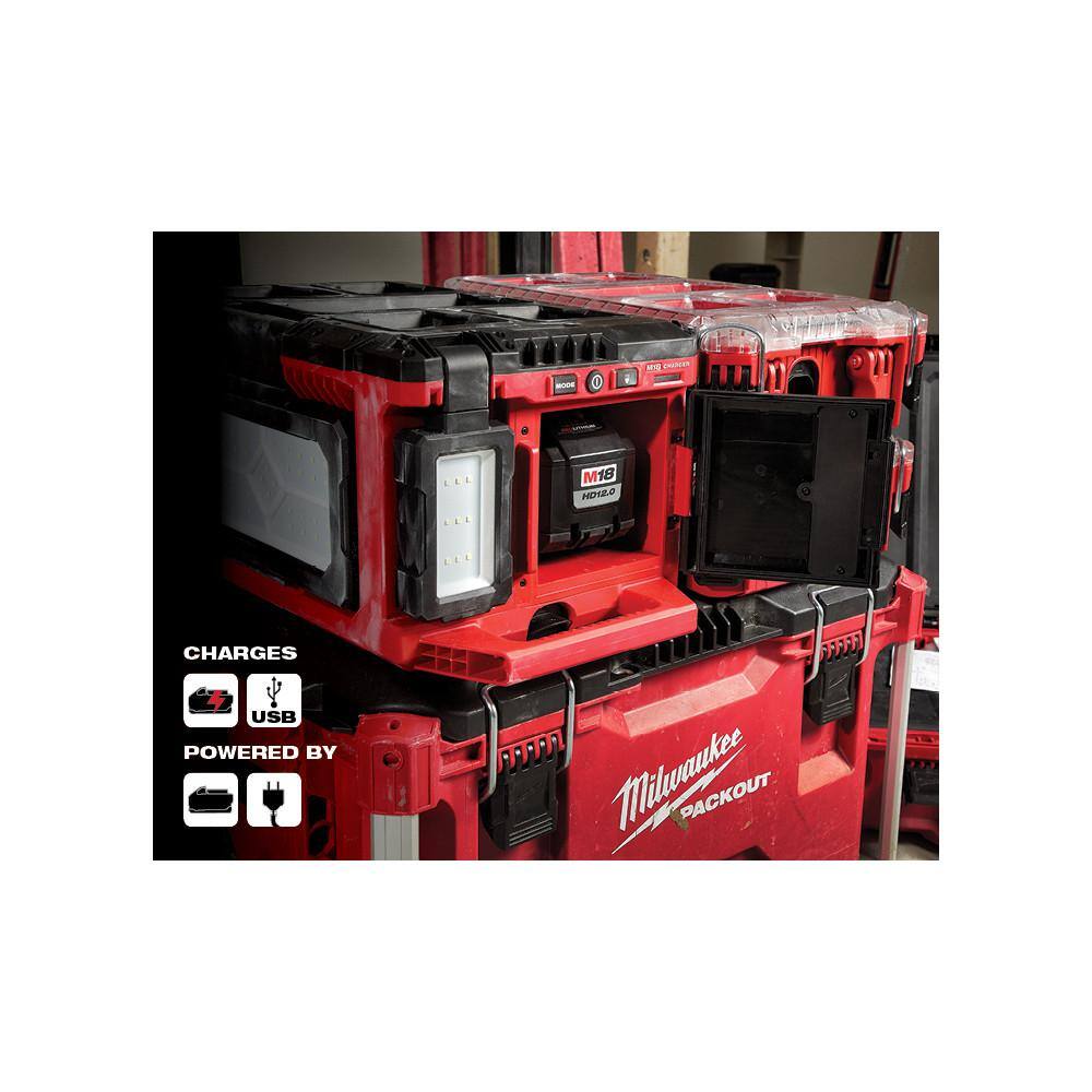 Milwaukee M18 18-Volt Lithium-Ion Cordless PACKOUT 3000 Lumens LED Light with Built-In Charger with (1) 5.0 Ah Battery 2357-20-48-11-1850