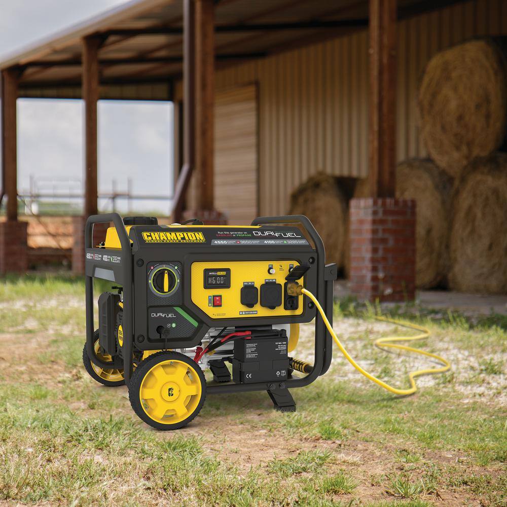 Champion Power Equipment 4550/3650-Watt Electric Start Gas and Propane Dual Fuel Powered RV Ready Portable Generator 200973