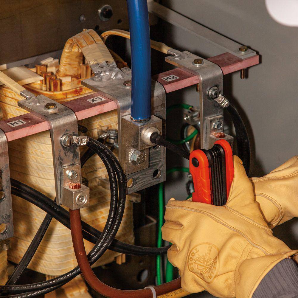 Klein Tools Fixed Blade Driver and Plier Tool Set, 14-Piece 80088