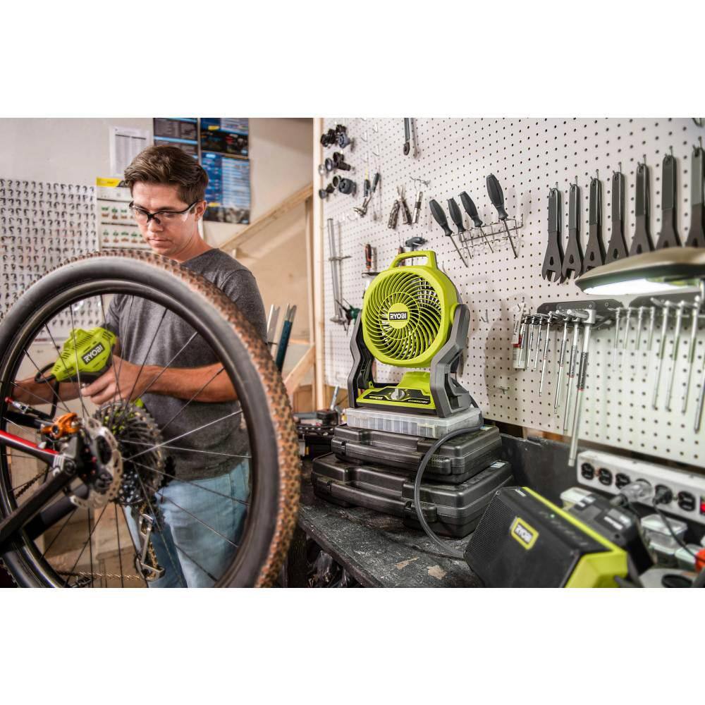 RYOBI ONE+ 18V Cordless Hybrid WHISPER SERIES 7-1/2 in. Fan (Tool Only) PCL811B