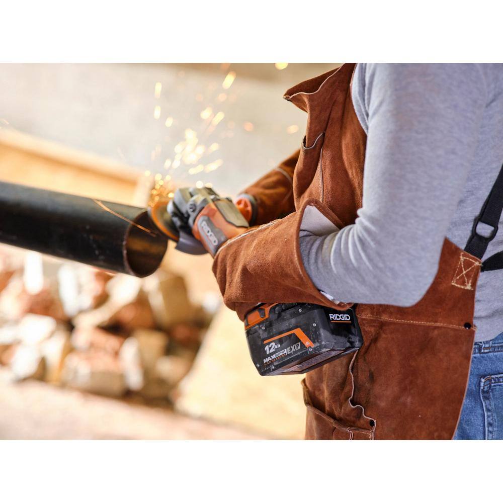 RIDGID 18V 12.0 Ah MAX Output EXP Lithium-Ion Battery with 18V (2) 4.0 Ah Batteries and Charger Kit AC93044SBN-AC840120