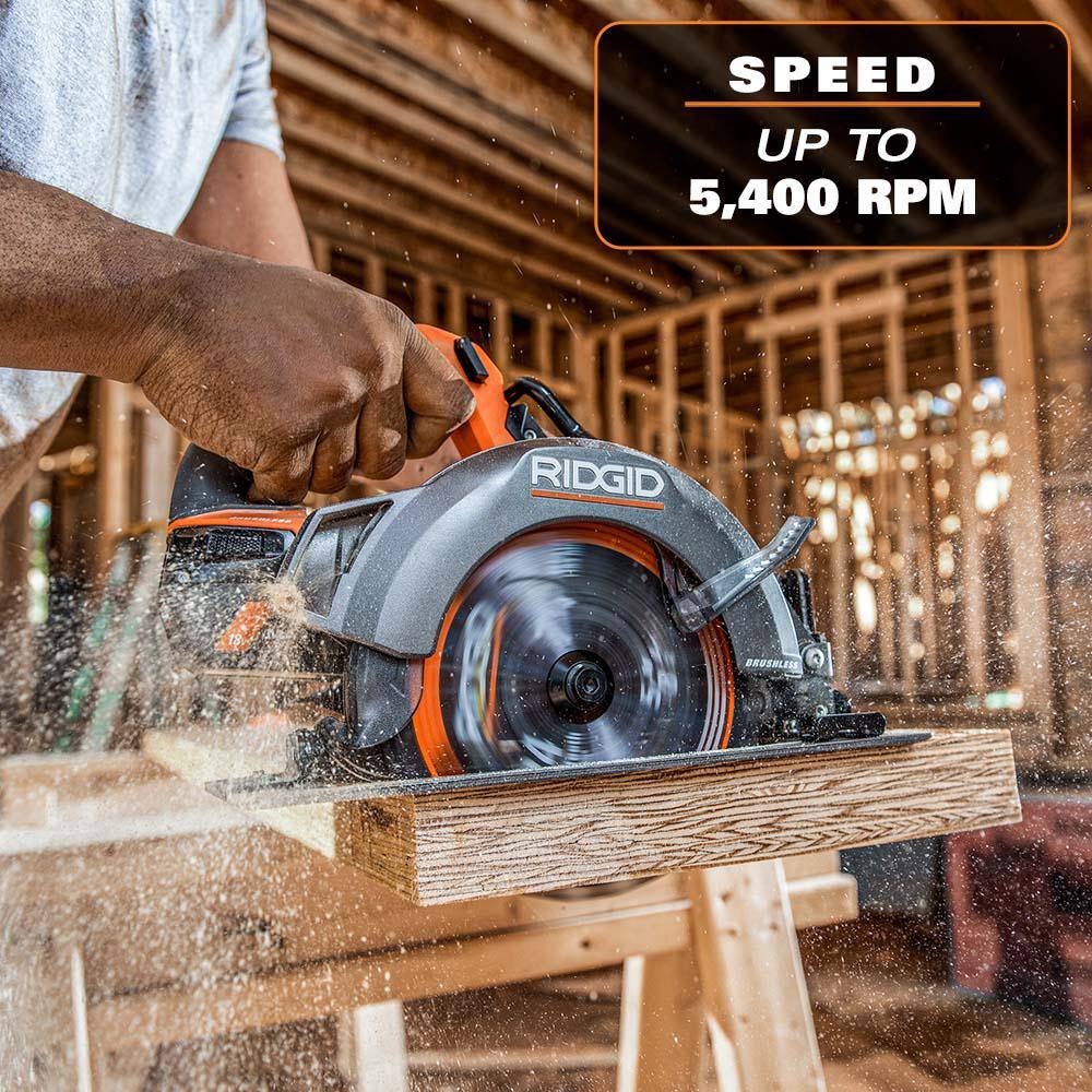 RIDGID 18V Brushless Cordless 7-1/4 in. Circular Saw with (2) 4.0 Ah Batteries, 18V Charger, and Bag R8657B-AC93044SBN