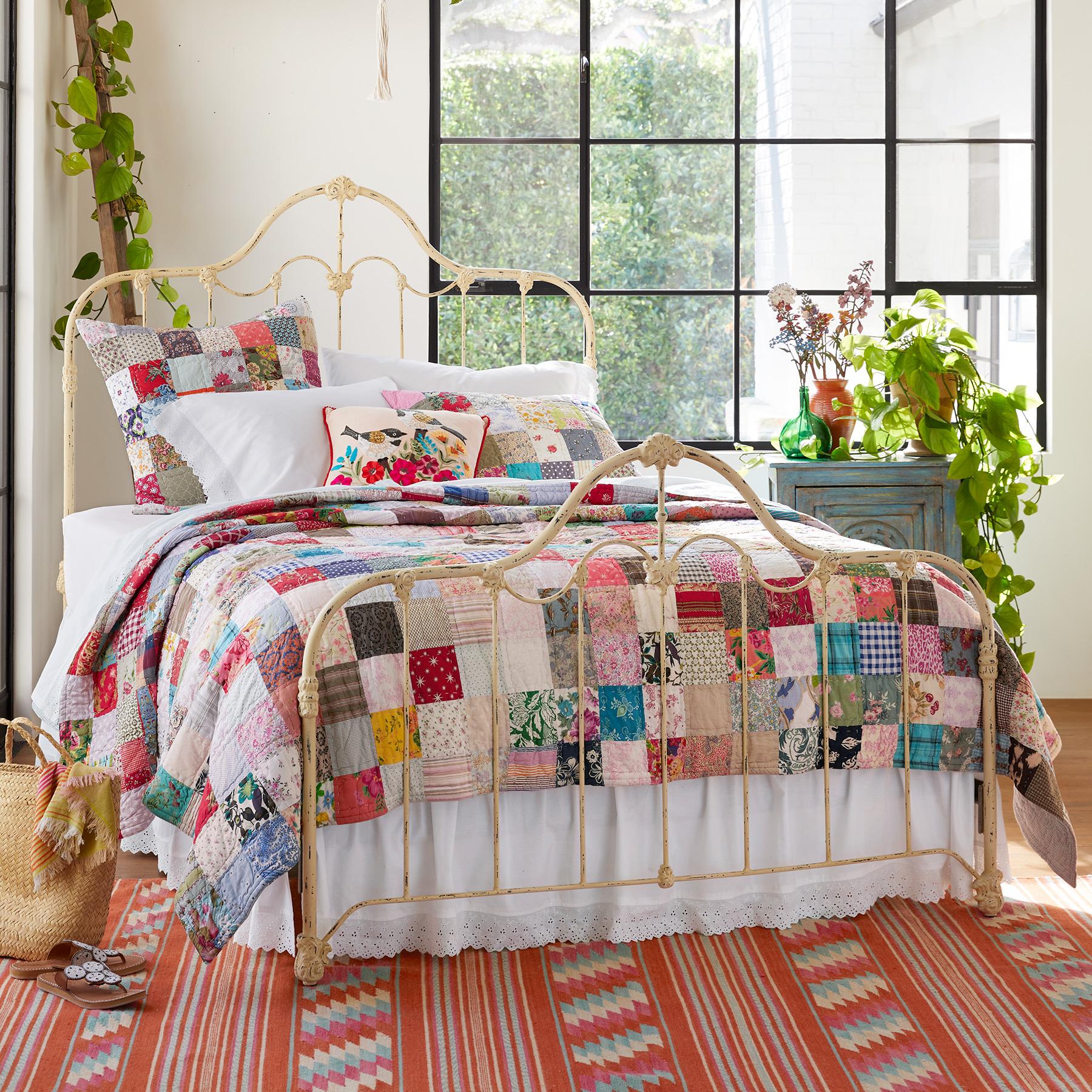 Elizabeth Patchwork Quilt