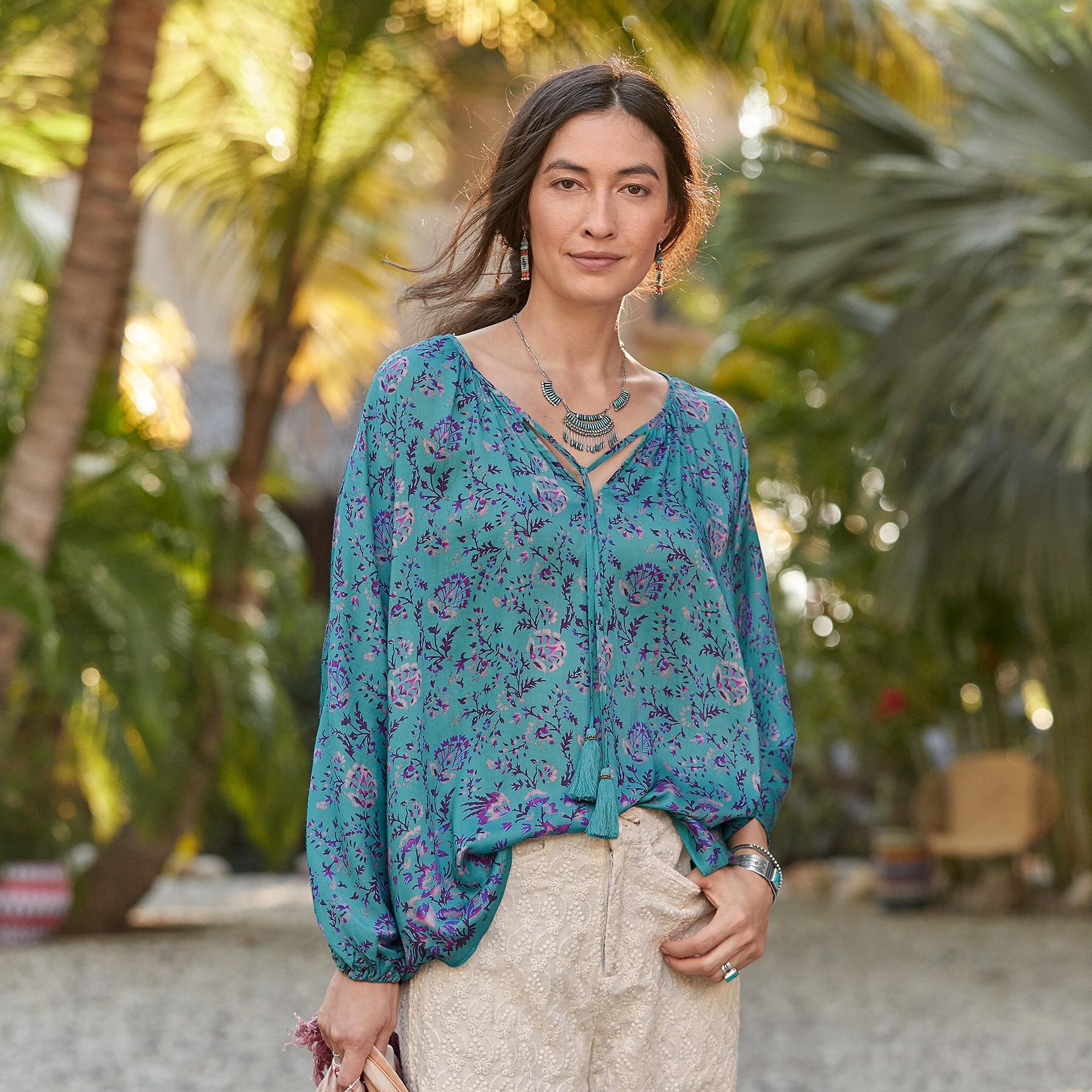 Arielle Sweet Top Petite