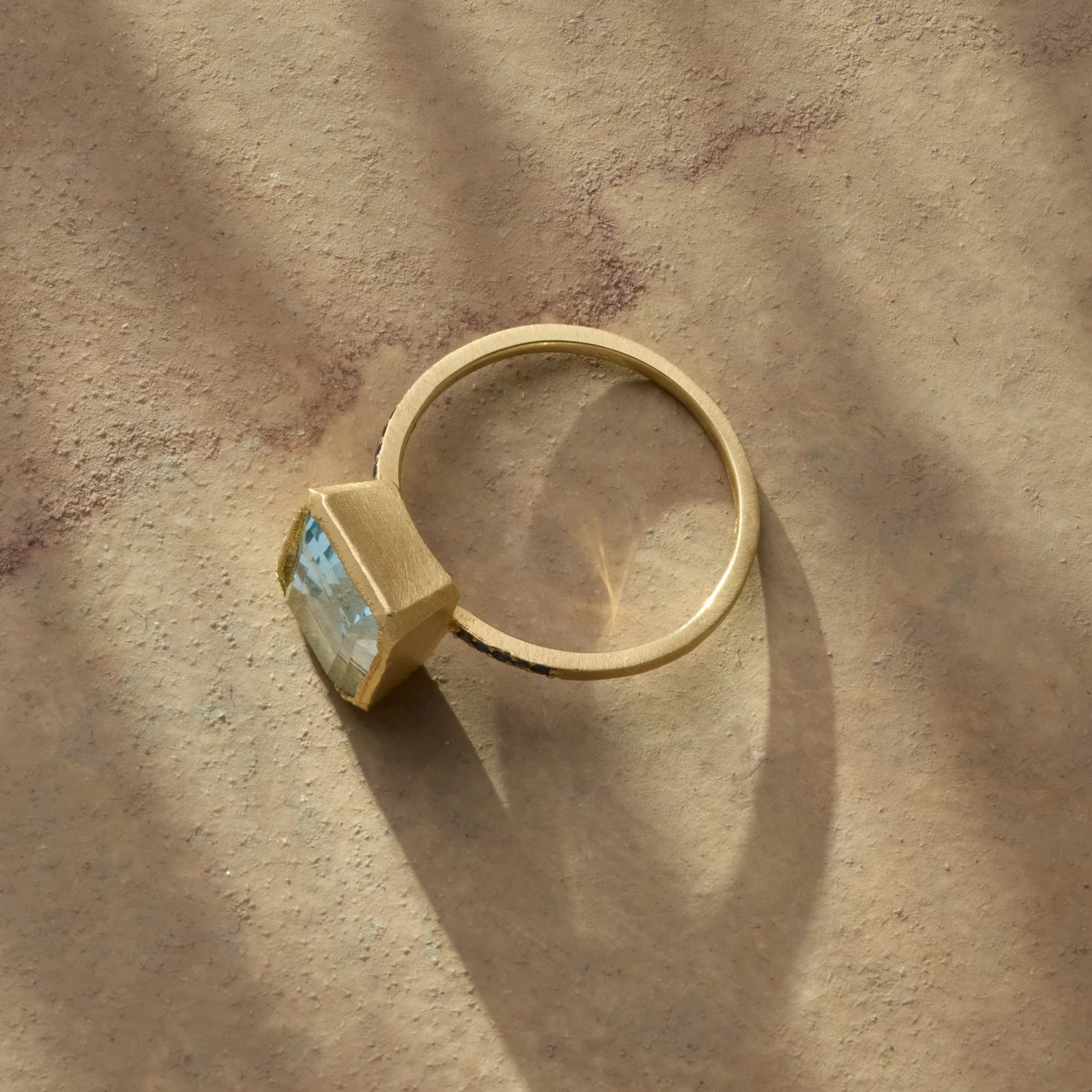 Leandra Ring