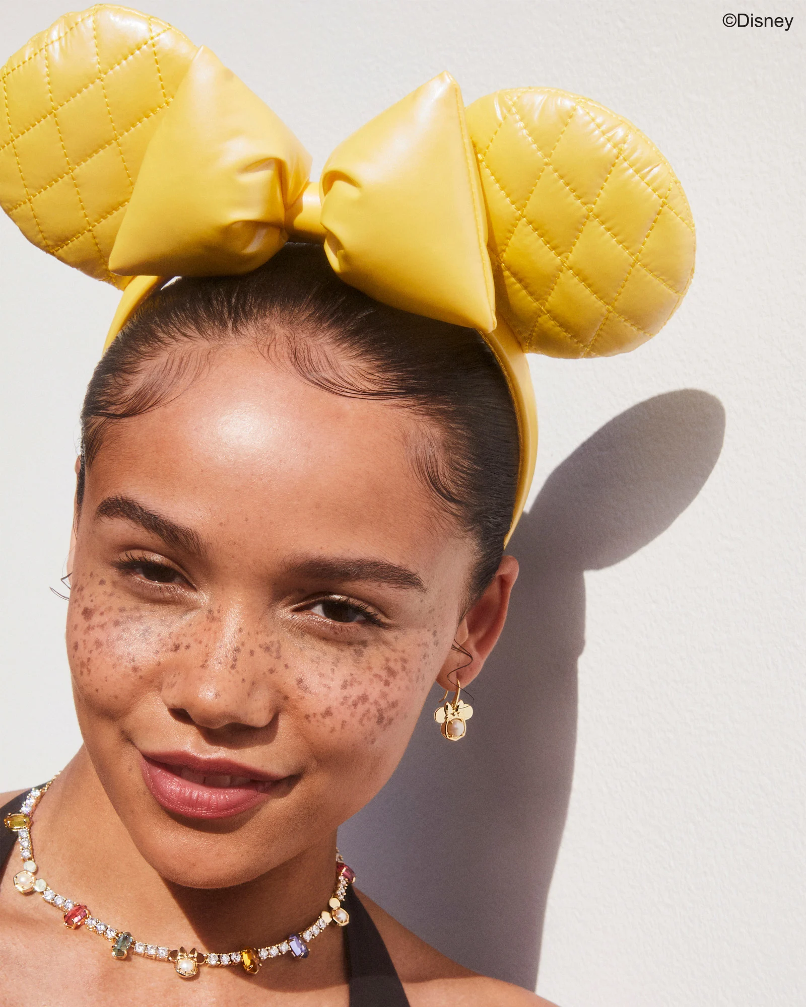 Disney | Kendra Scott Gold Minnie Mouse Drop Earrings in Black Drusy