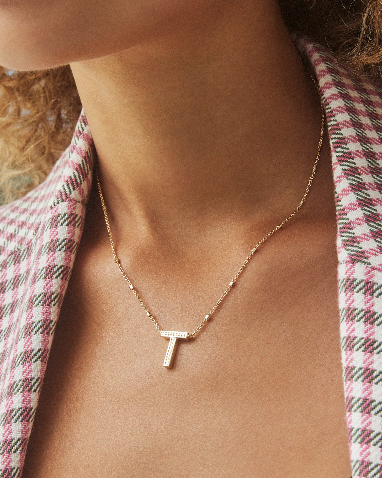 Letter A-Z Pendant Necklace in Gold