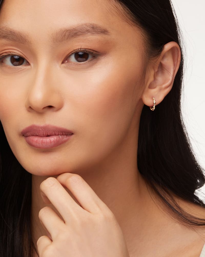 Maggie Huggie Earrings in Gold Filigree