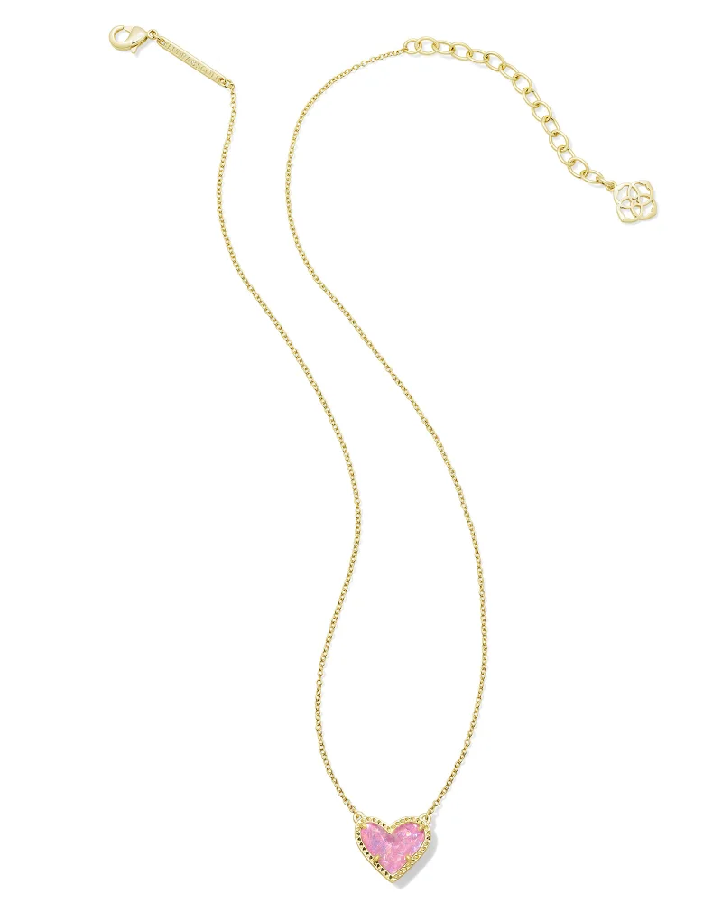 Ari Heart Gold Pendant Necklace in Magenta Magnesite