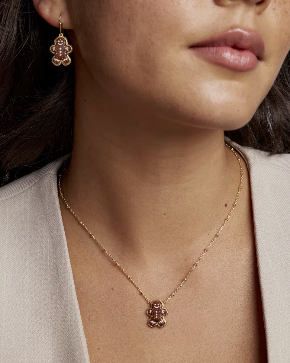 Gingerbread Gold Short Pendant Necklace
