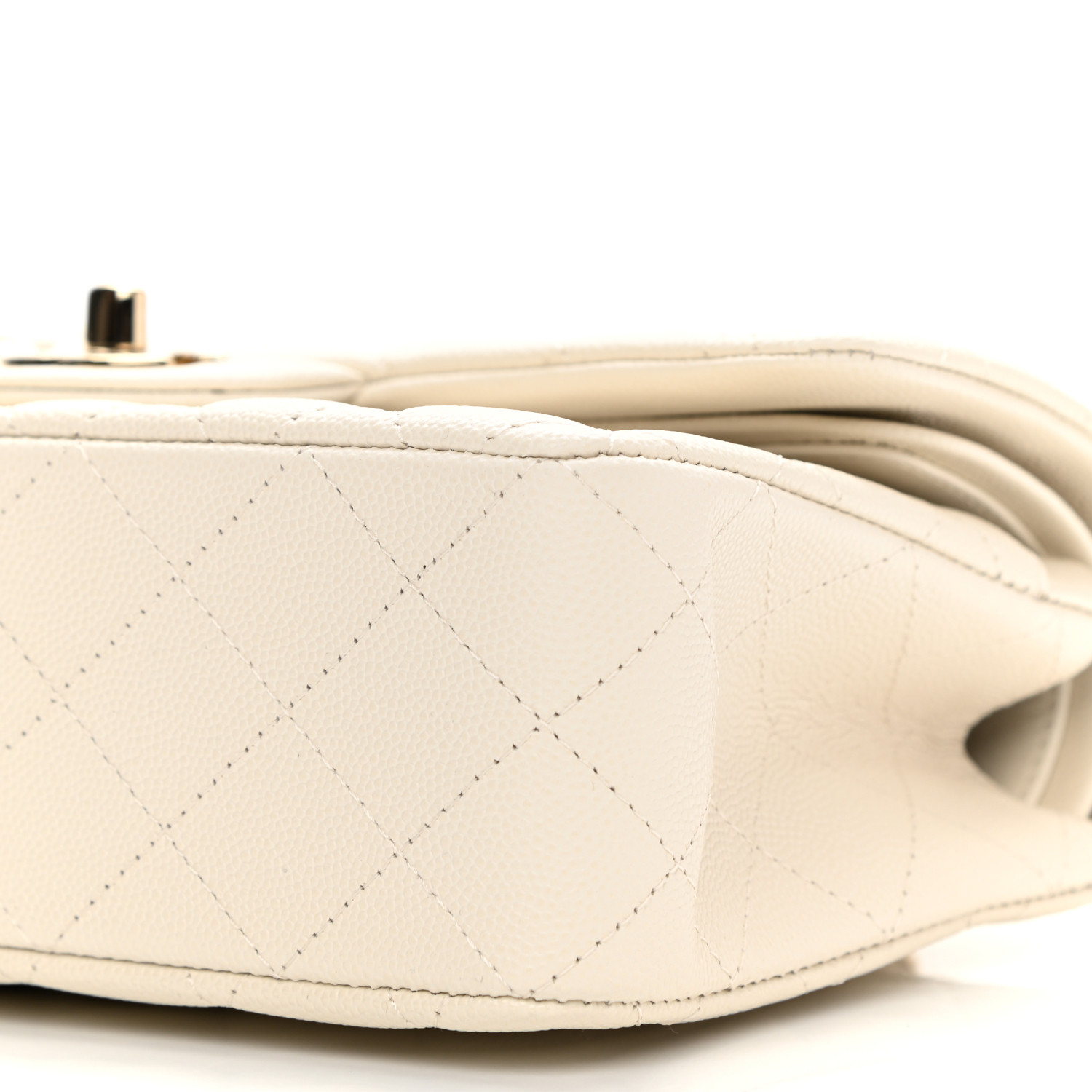 Caviar quilted Medium Double clamshell off-white
