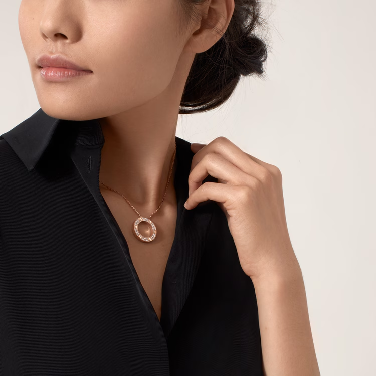 LOVE NECKLACE, PAVED