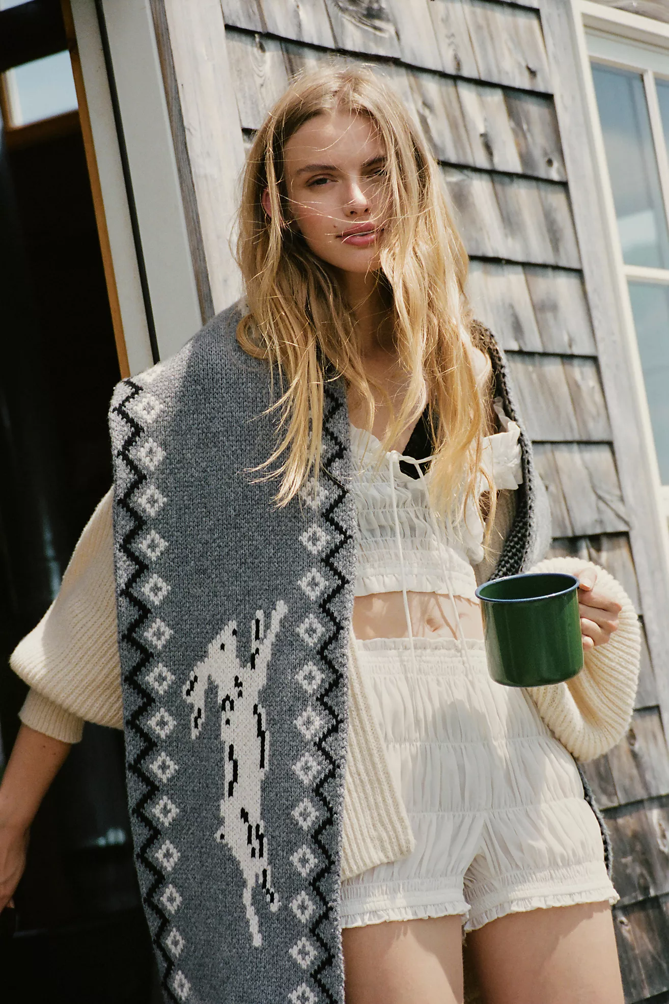 Damson Madder Cecily Bunny Intarsia Scarf