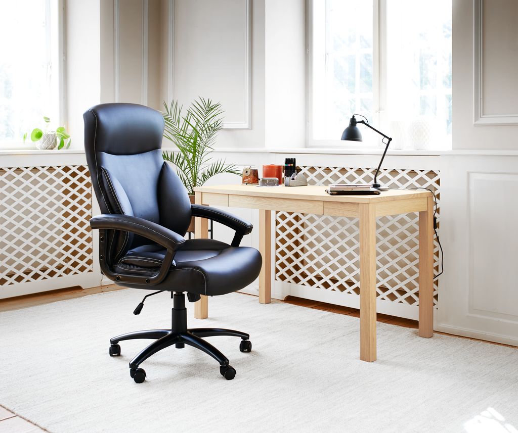 Office chair TAMDRUP black faux leather