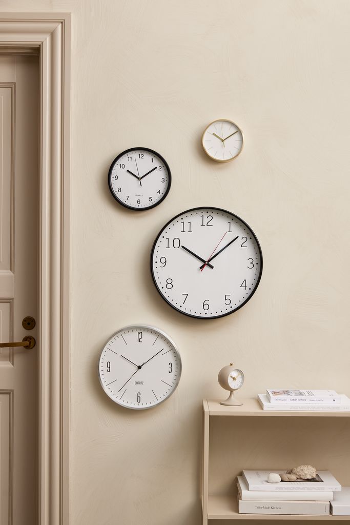 Wall clock HALVOR D30cm silver