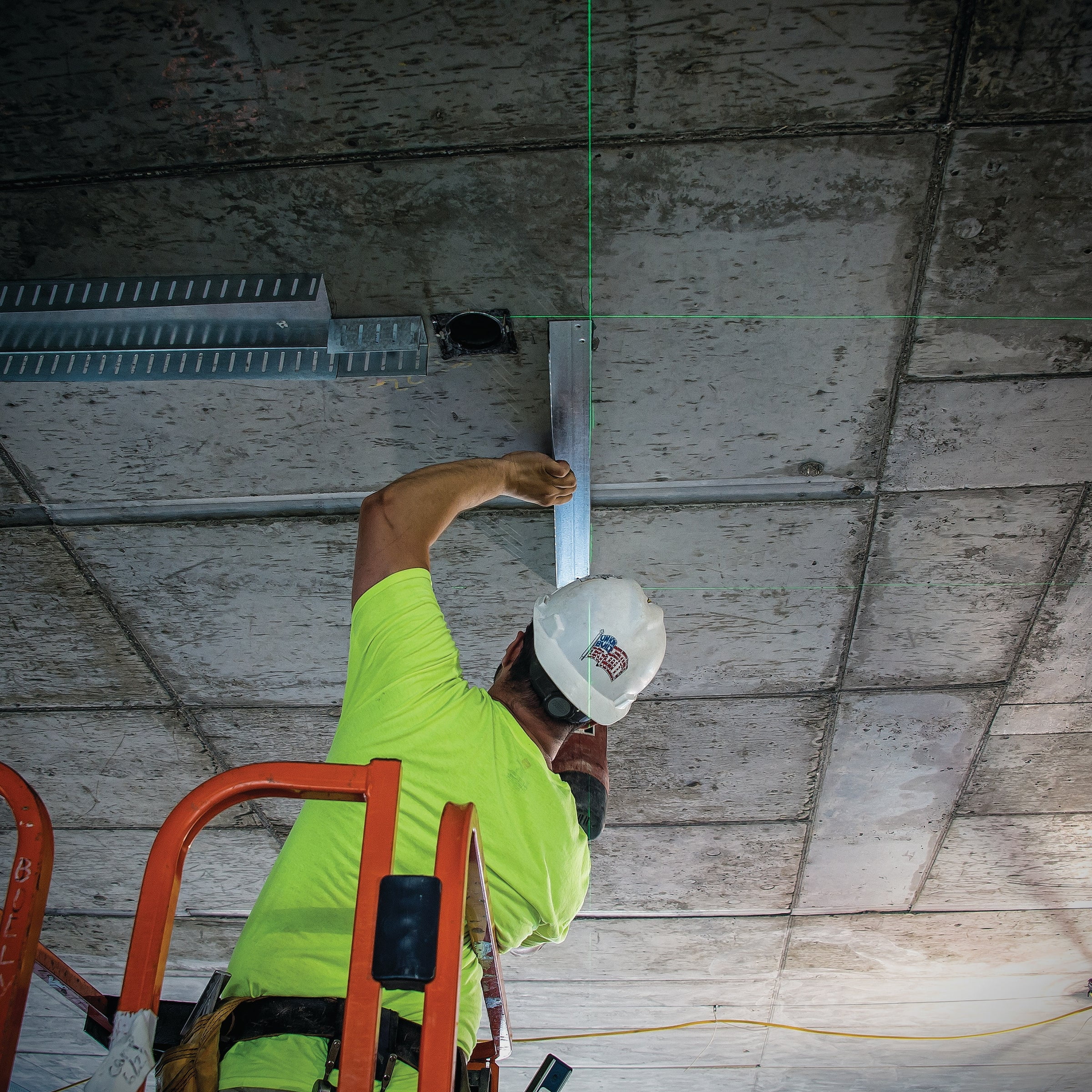 DeWalt DW089LG 12V MAX Cordless Green Line Laser 3Way, 360 Degree