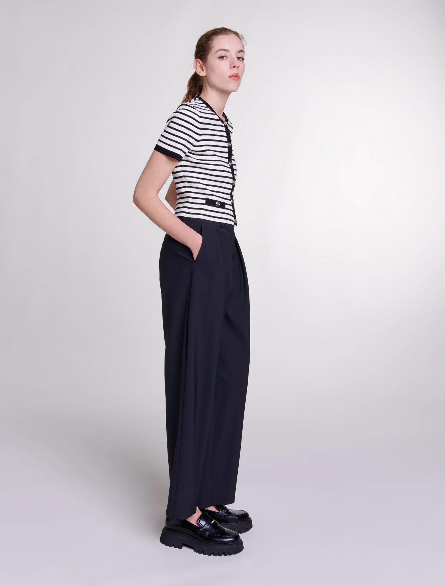 Wide-leg trousers with belt