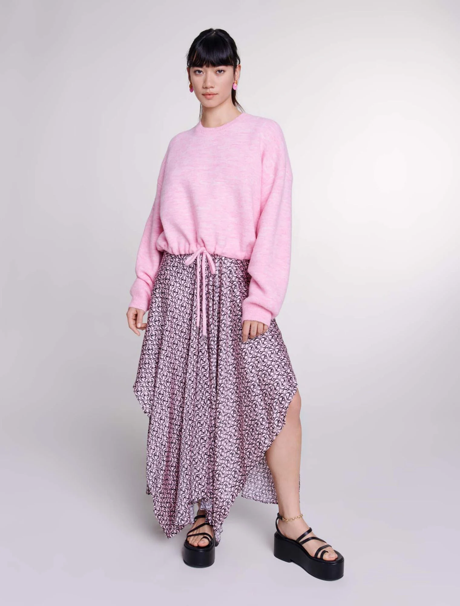 Cropped knit jumper with drawstring