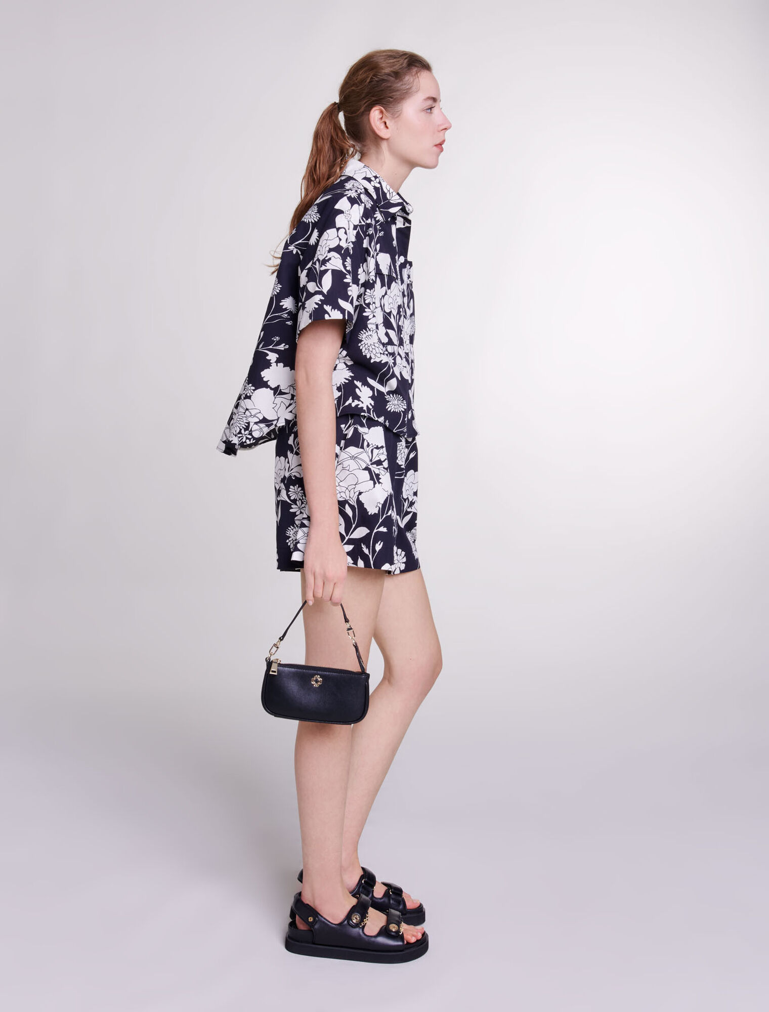 Patterned cropped shirt