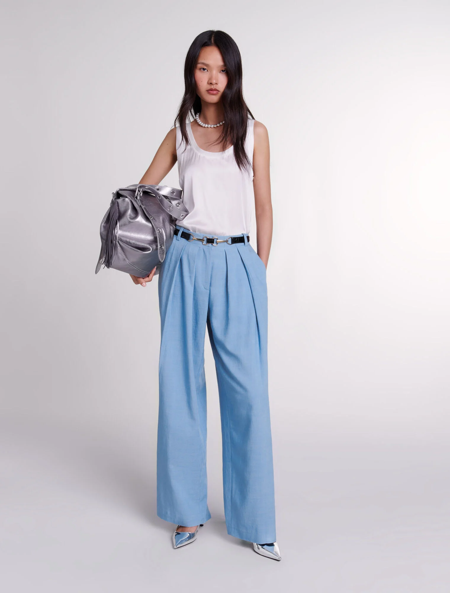 Wide-leg suit trousers with pleats