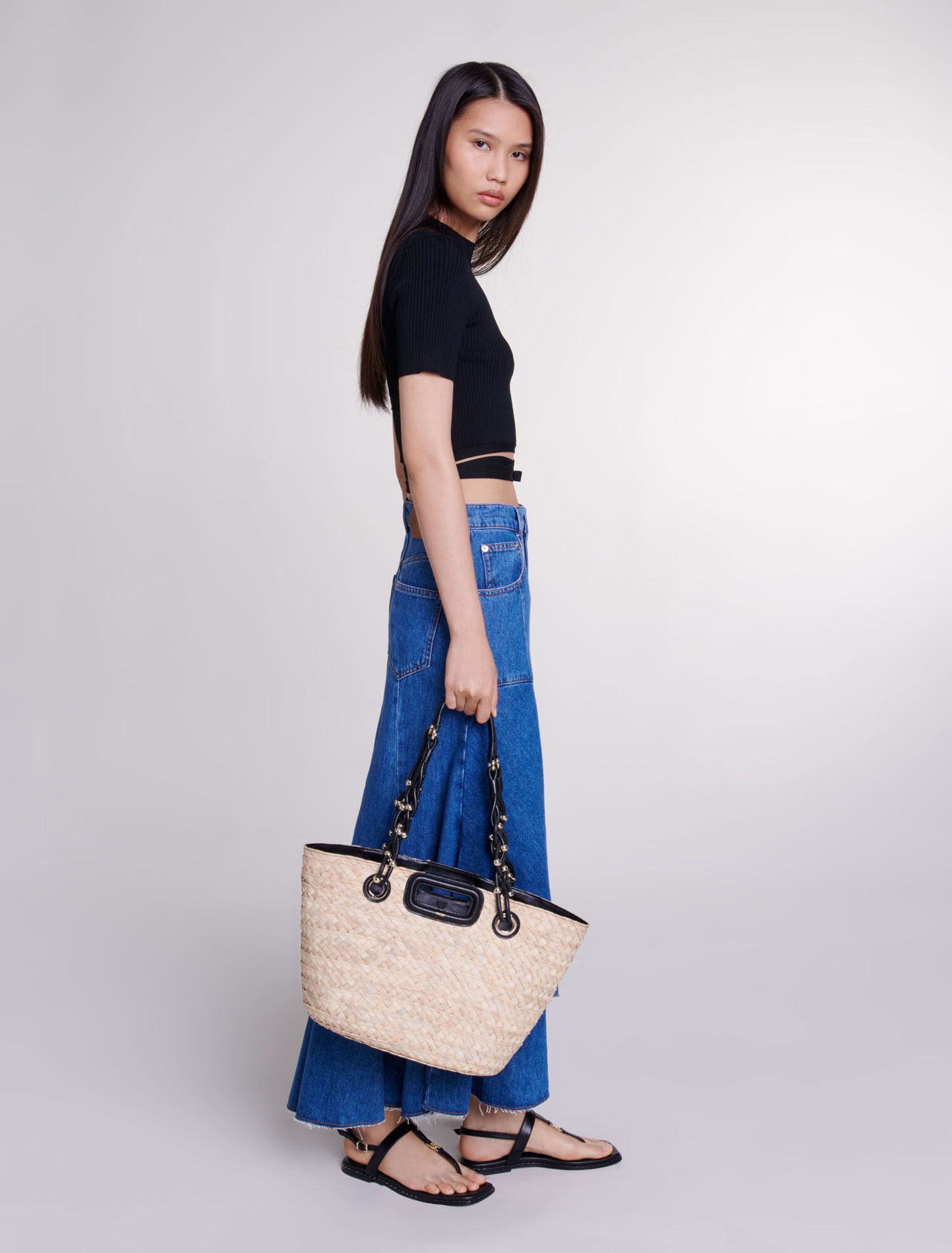 Criss-cross cropped top