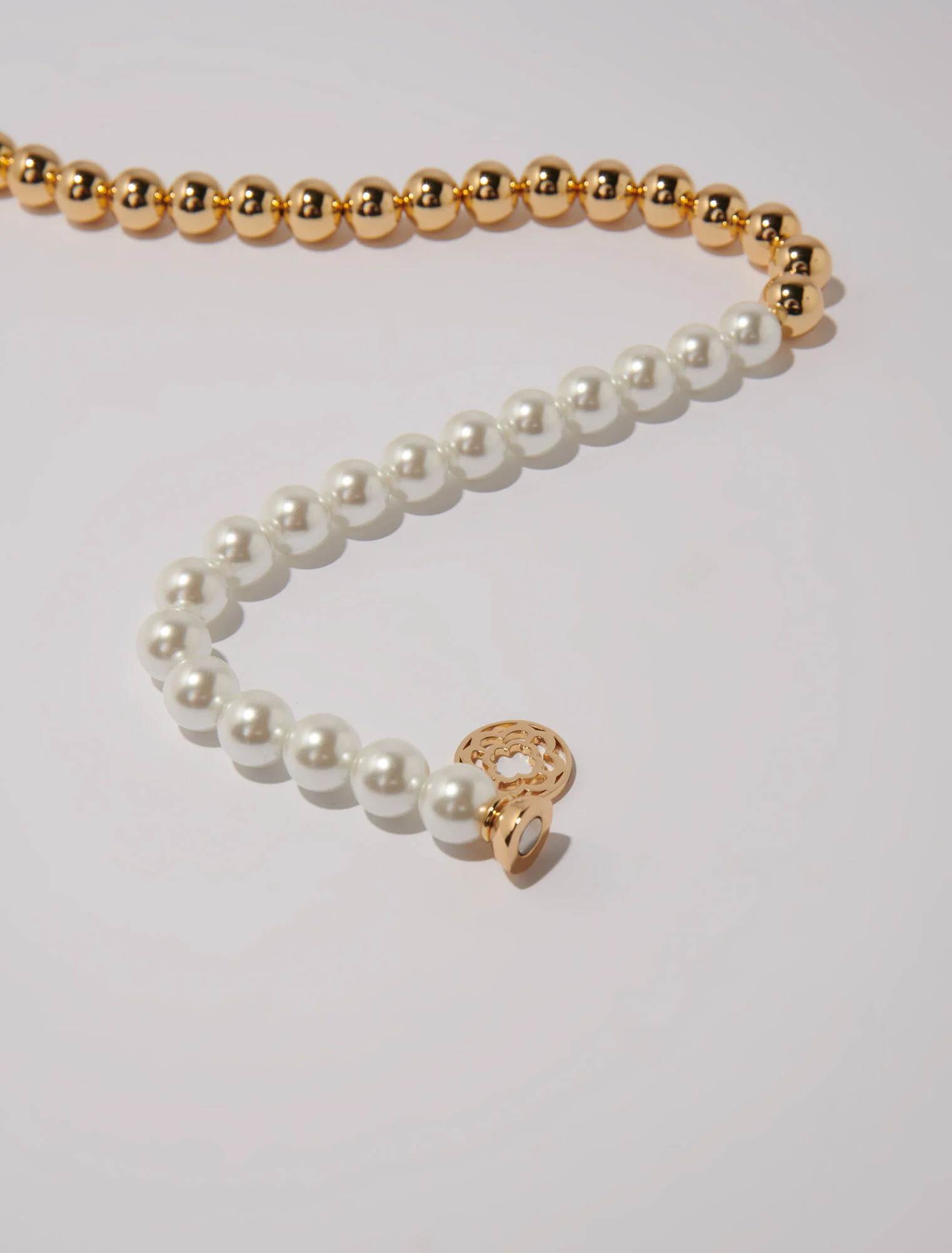 Mixed pearl choker necklace