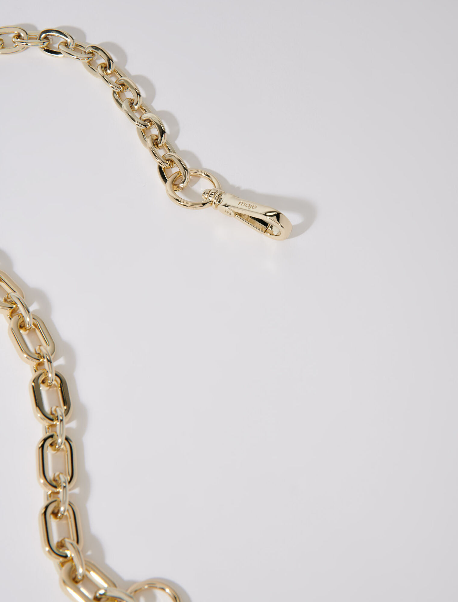 Chain shoulder strap