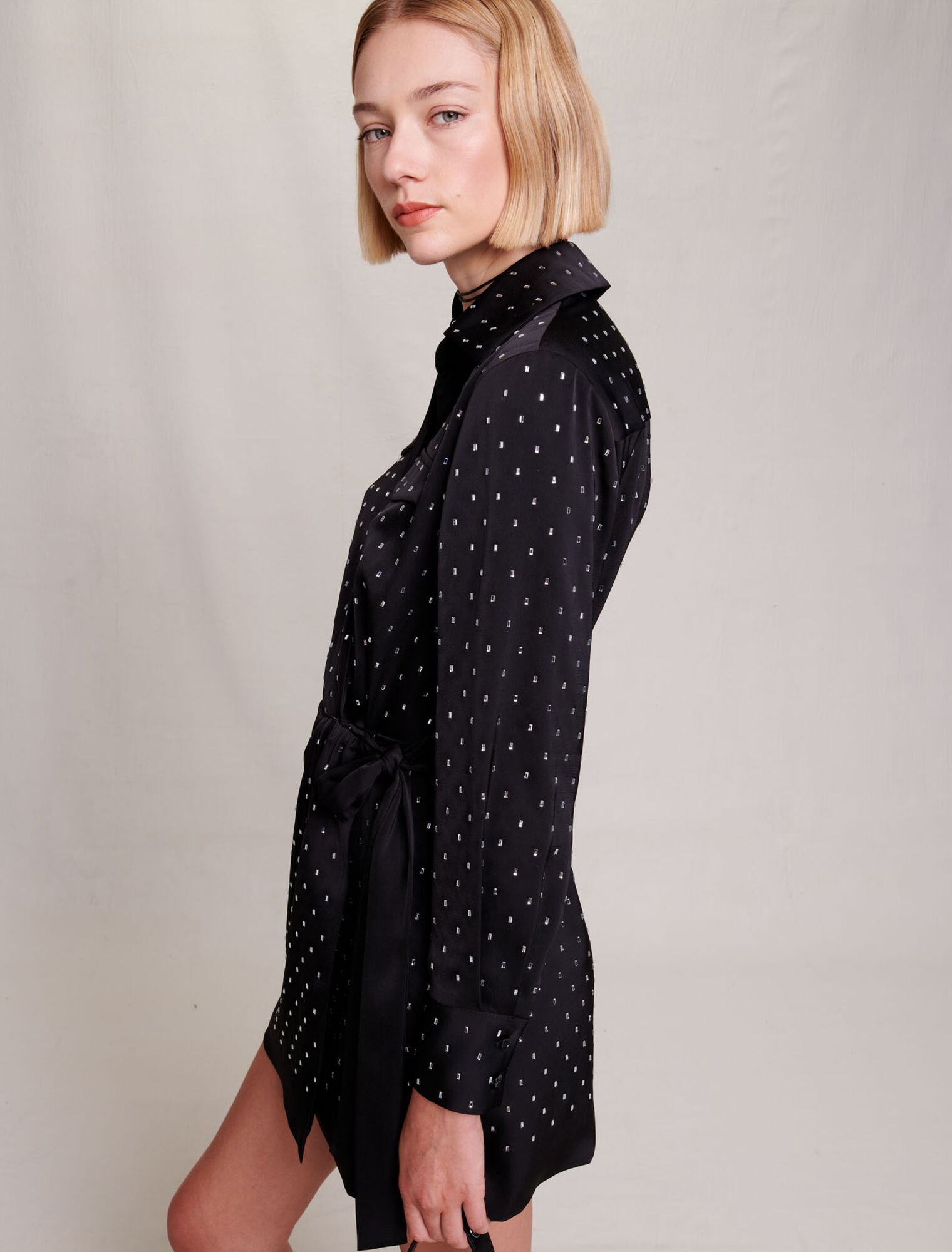 Short satin-effect rhinestone dres