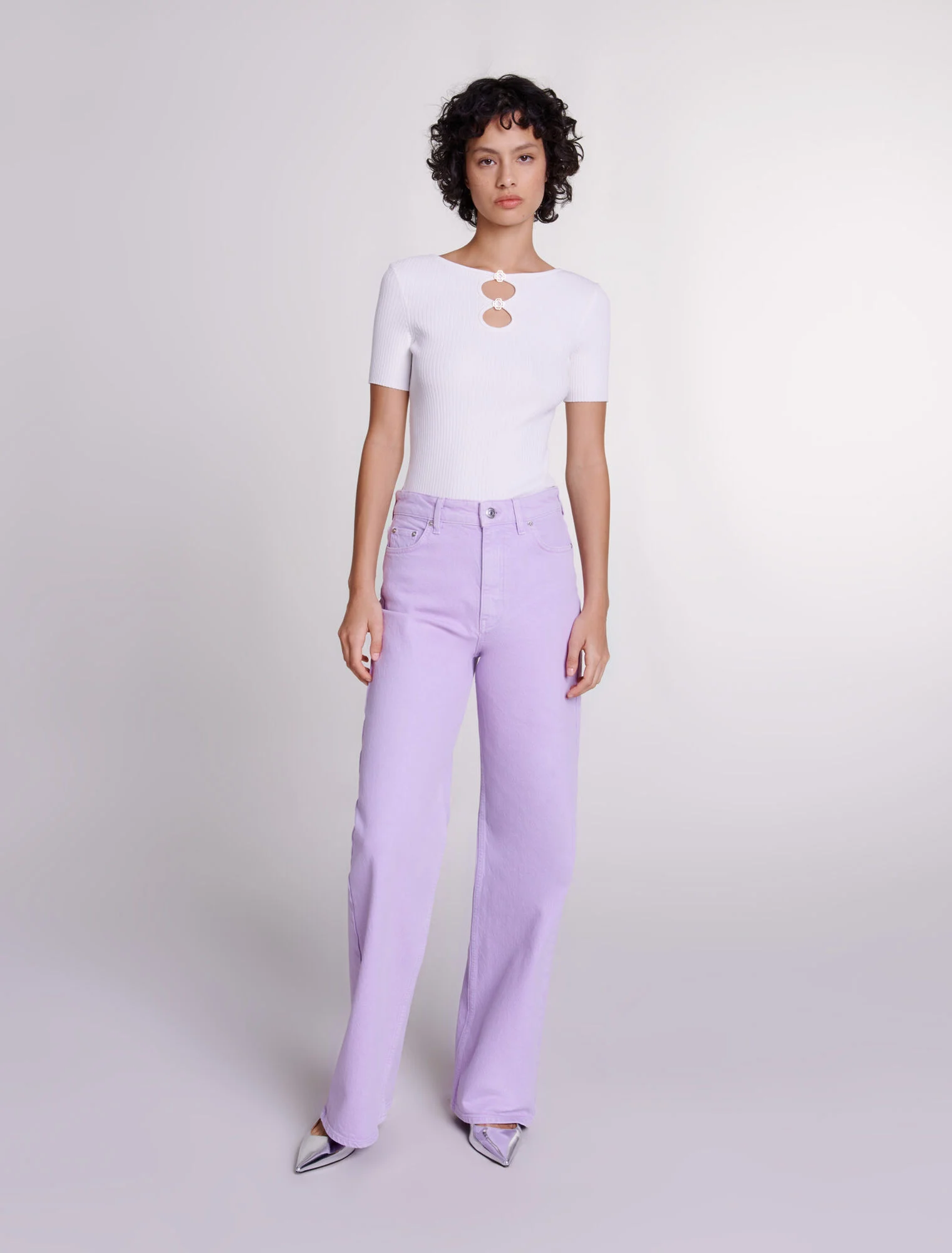 Cutaway knit top with jewellery