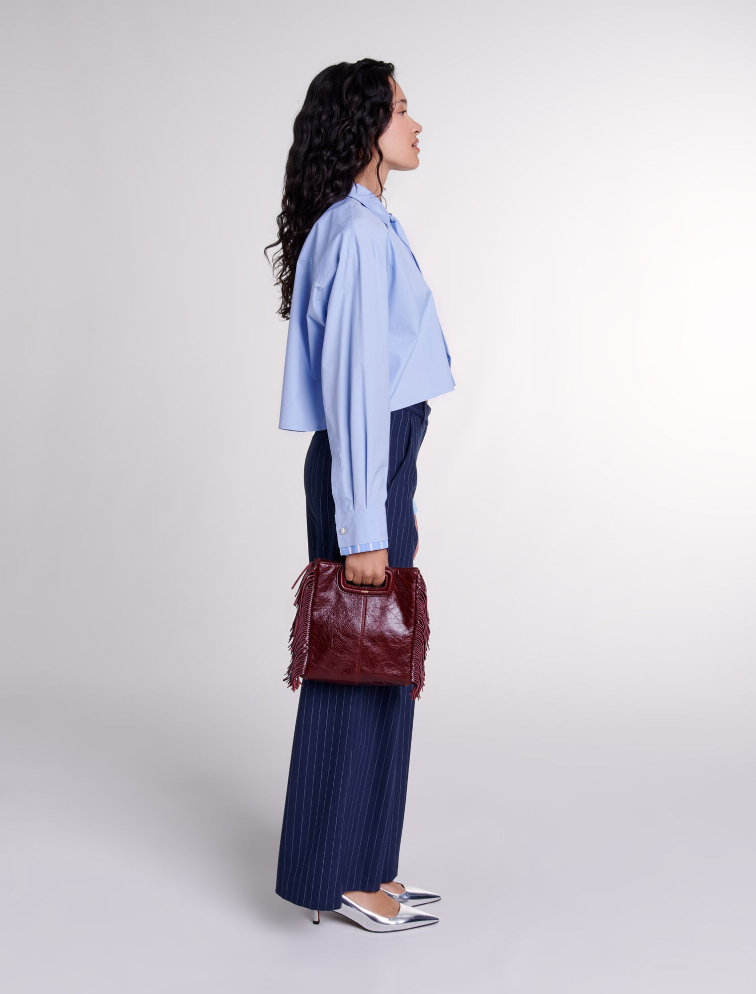 Shirt with removable tie