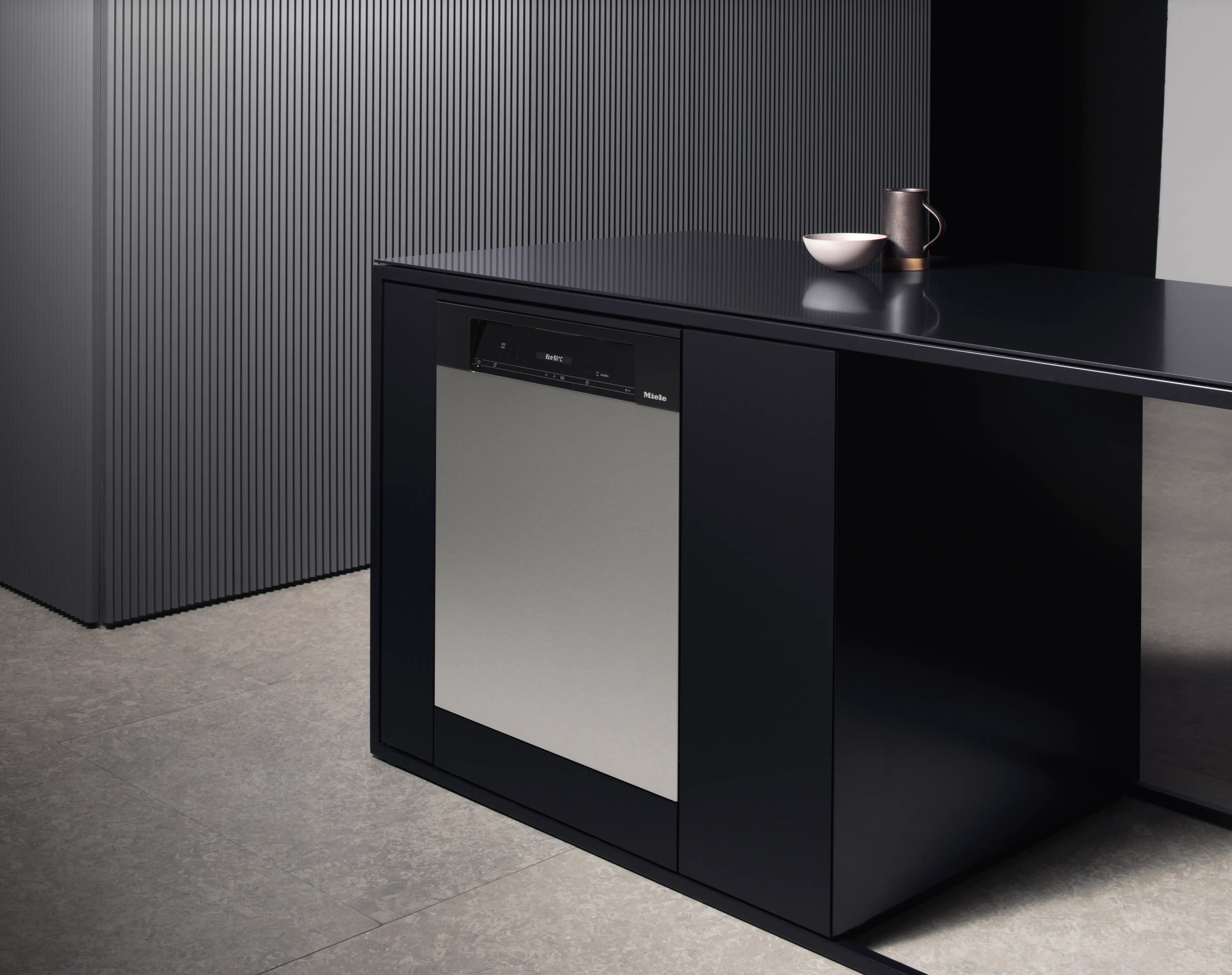 Int. front panel: W x H, 24 x 24 in