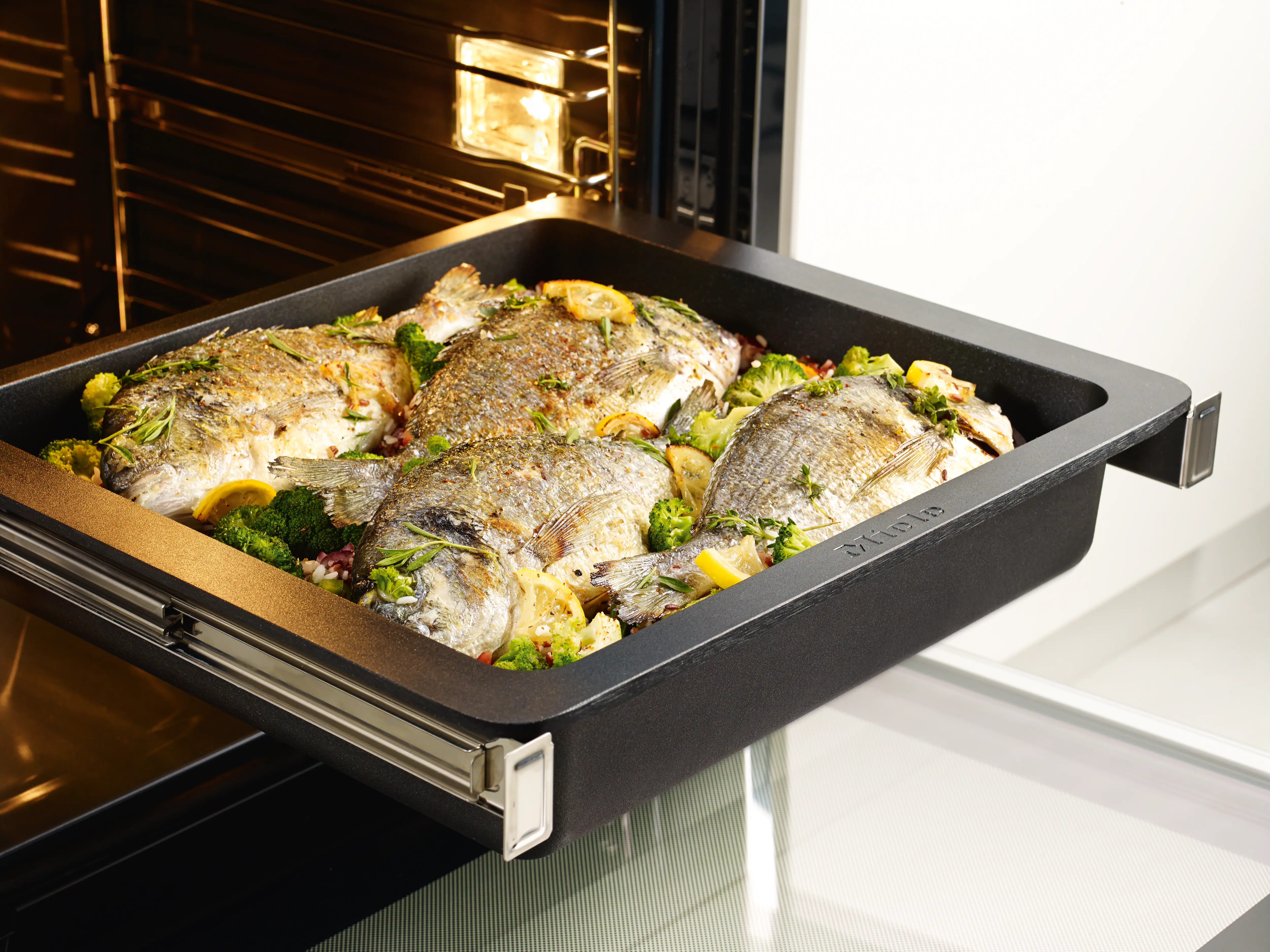 Induction gourmet casserole dish