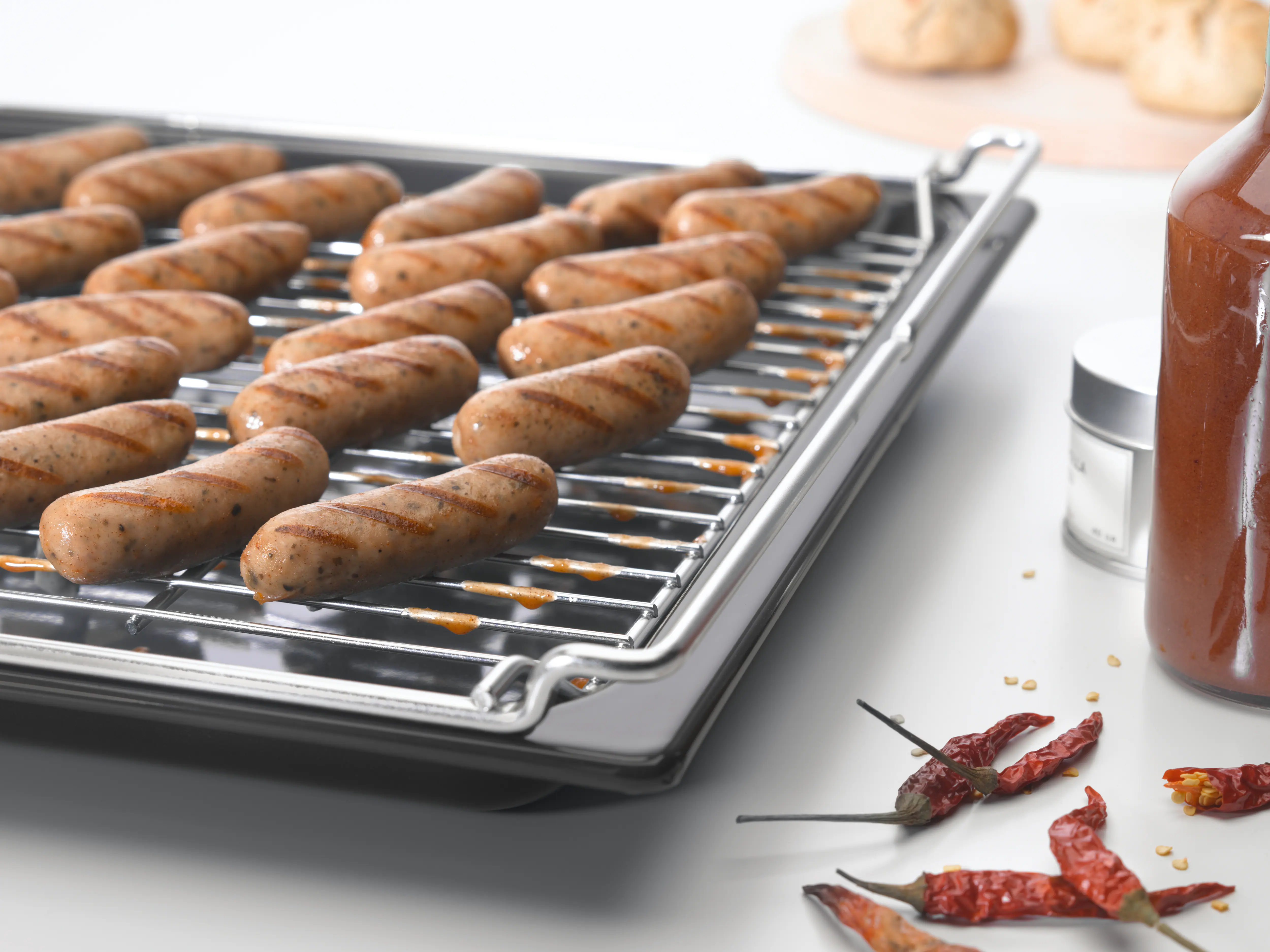Genuine Miele baking and roasting rack