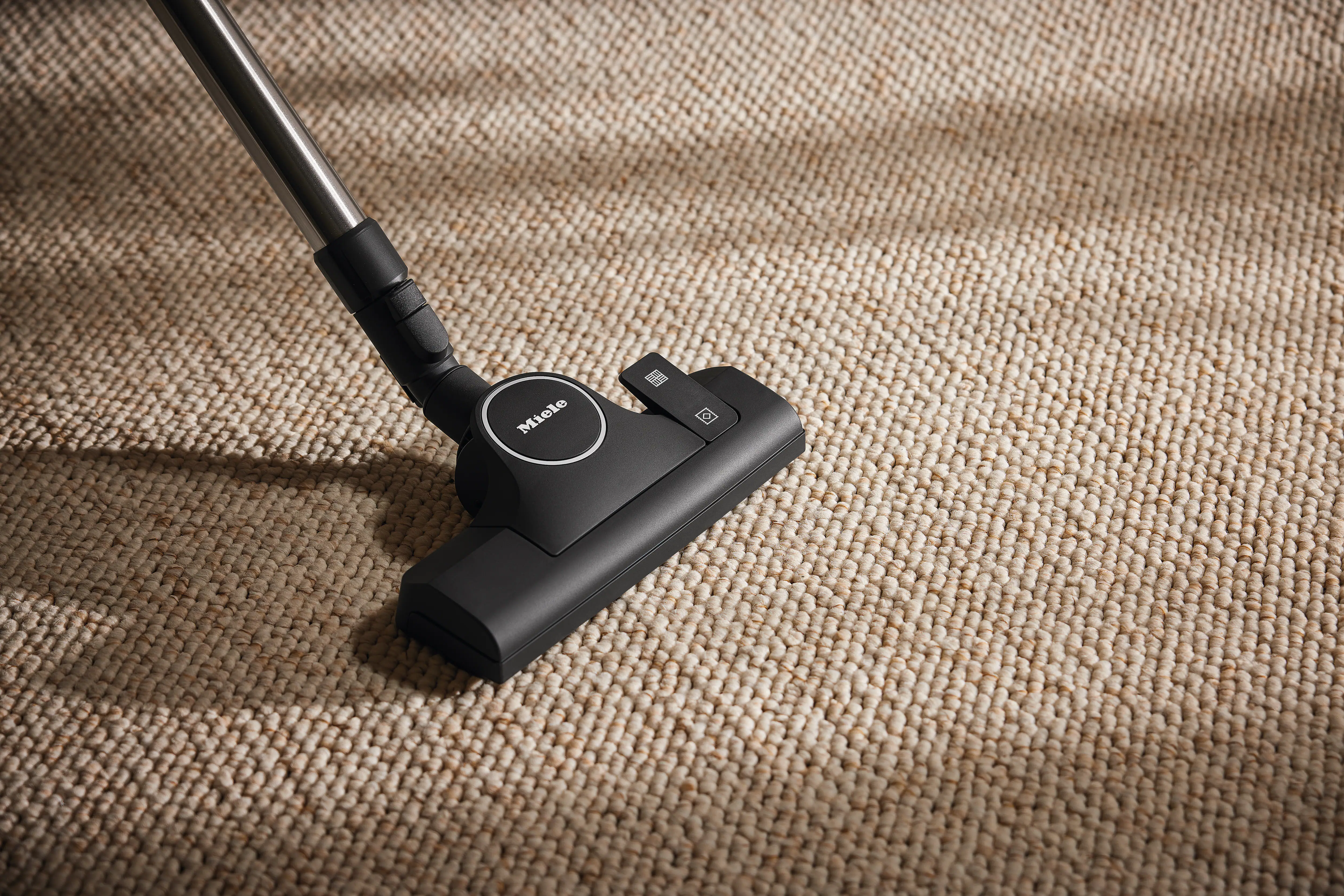 AllTeQ – universal floorhead