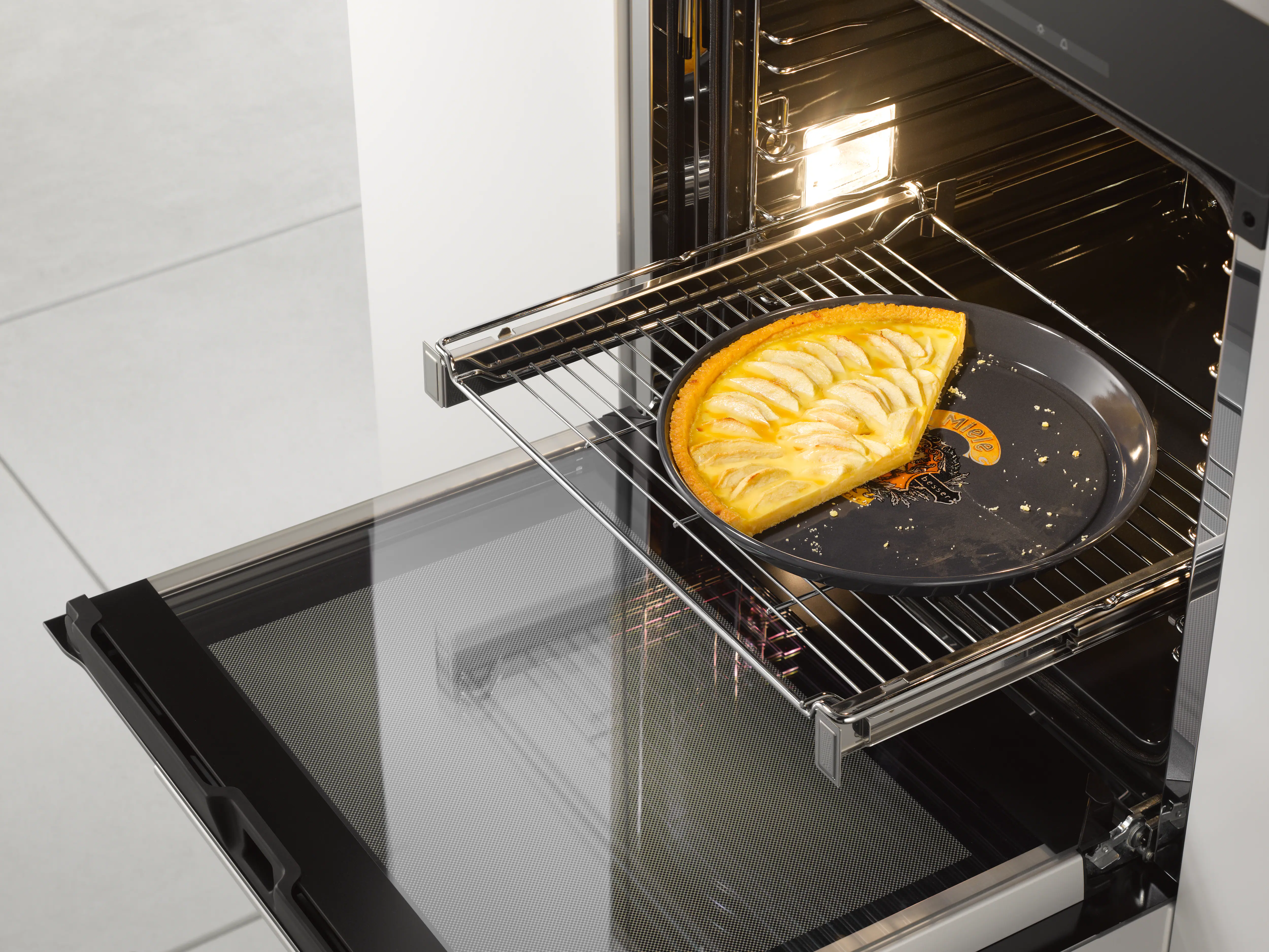 Round baking tray - Nostalgic logo