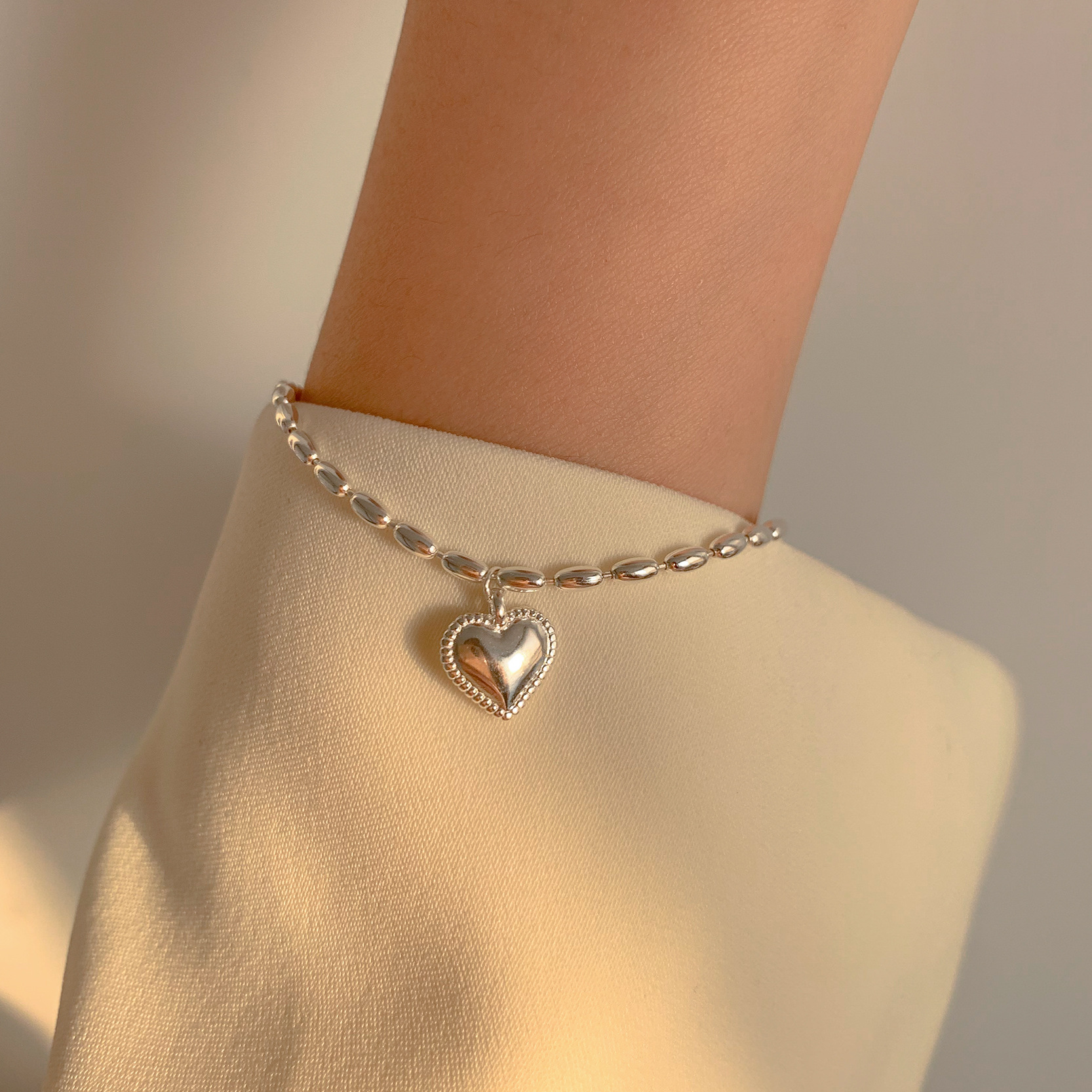 Design sense niche retro internet celebrity heart bracelet