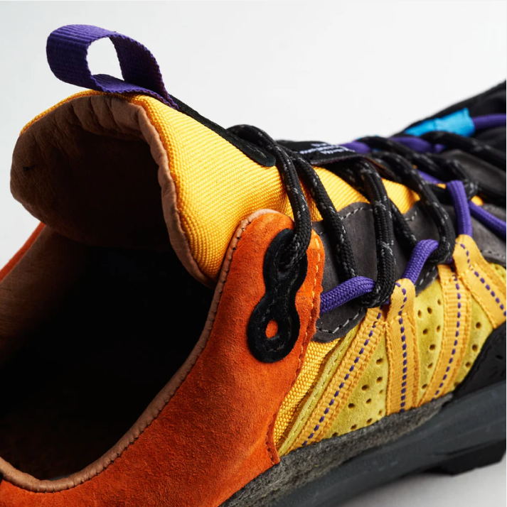 IWANO Black/Orange