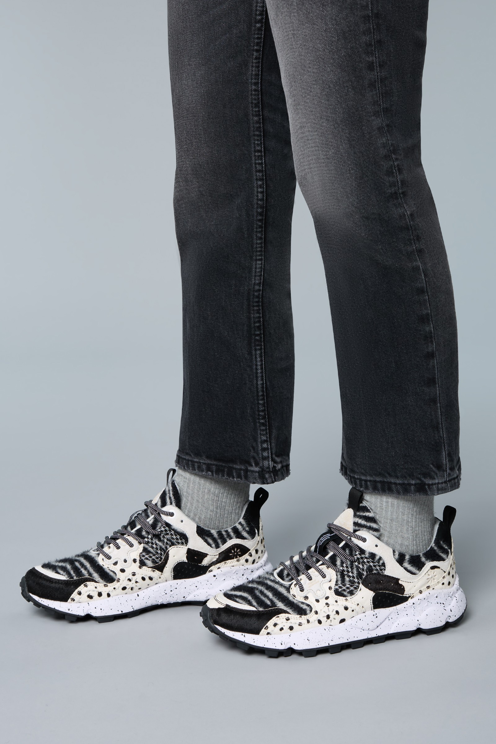 YAMANO 3 UNI - Suede and fabric sneakers - White-Black