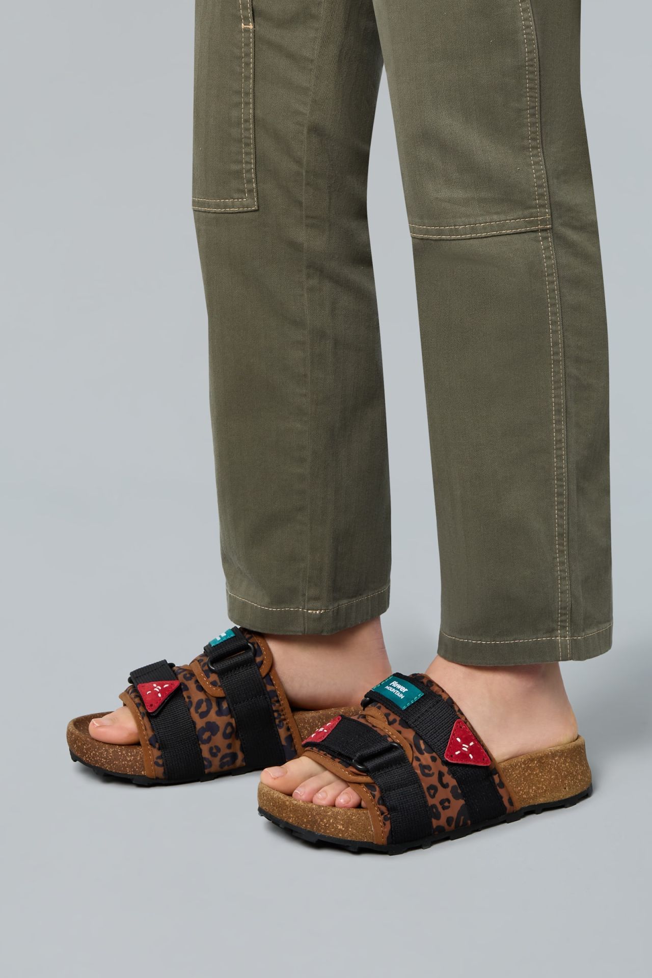 NIWA SLIPPER UNI Fabric slippers - Brown-Black