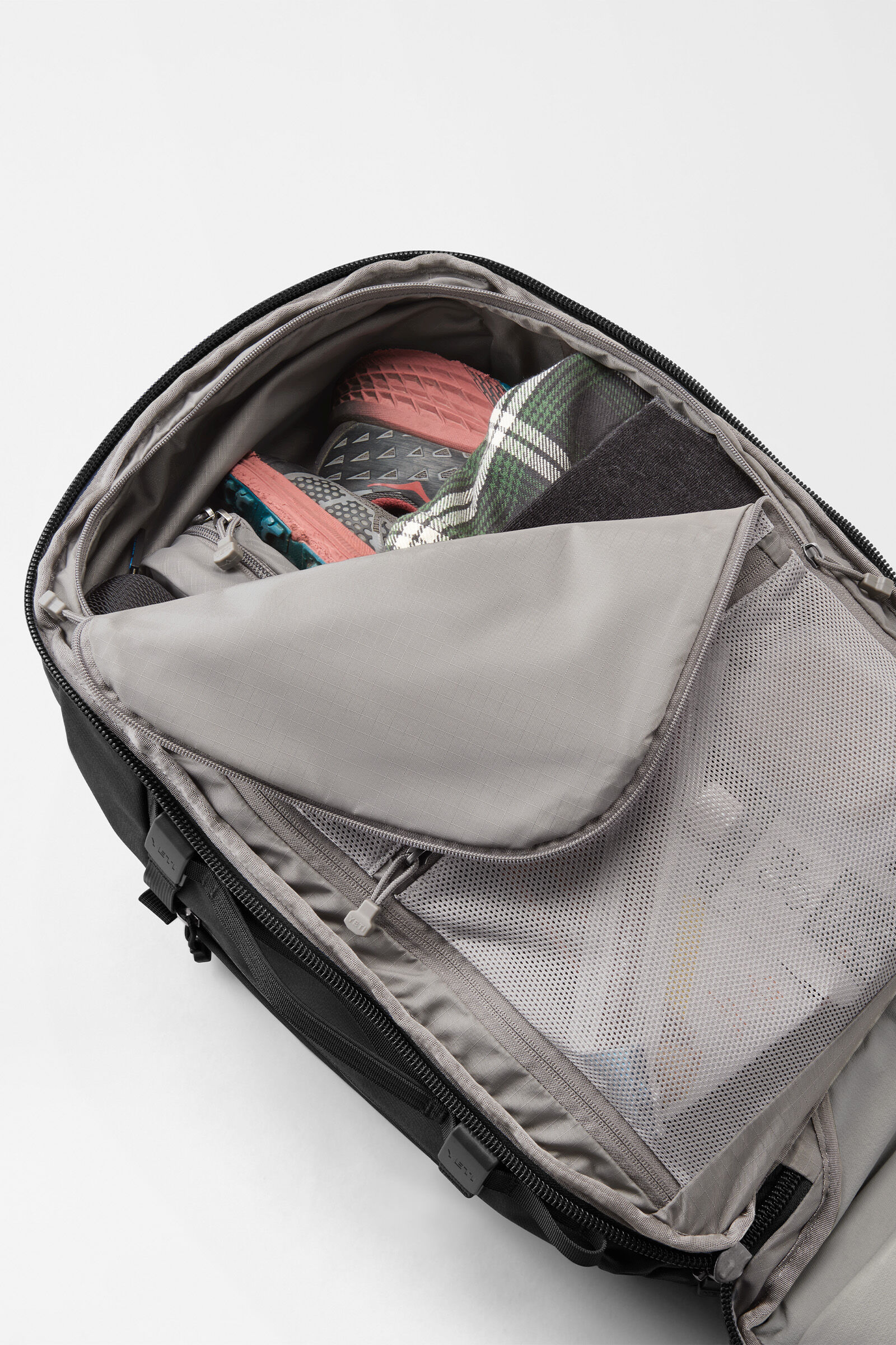 YETI® Crossroads® 35L Backpack