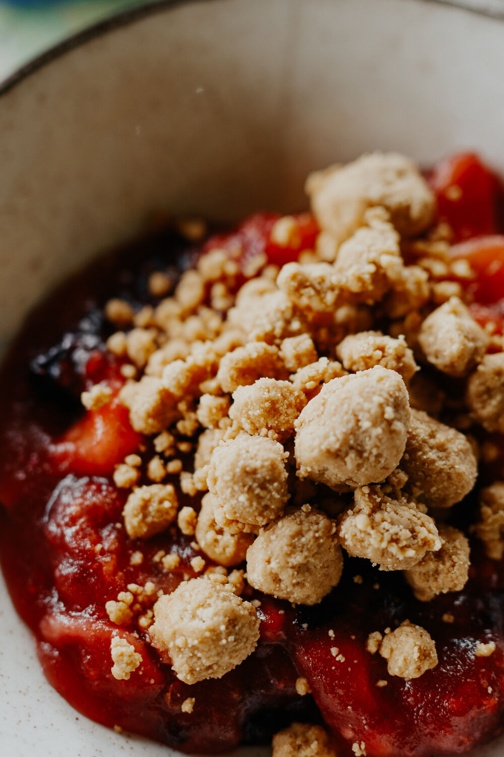 Back Country Cuisine Apple and Berry Crumble — 150 g