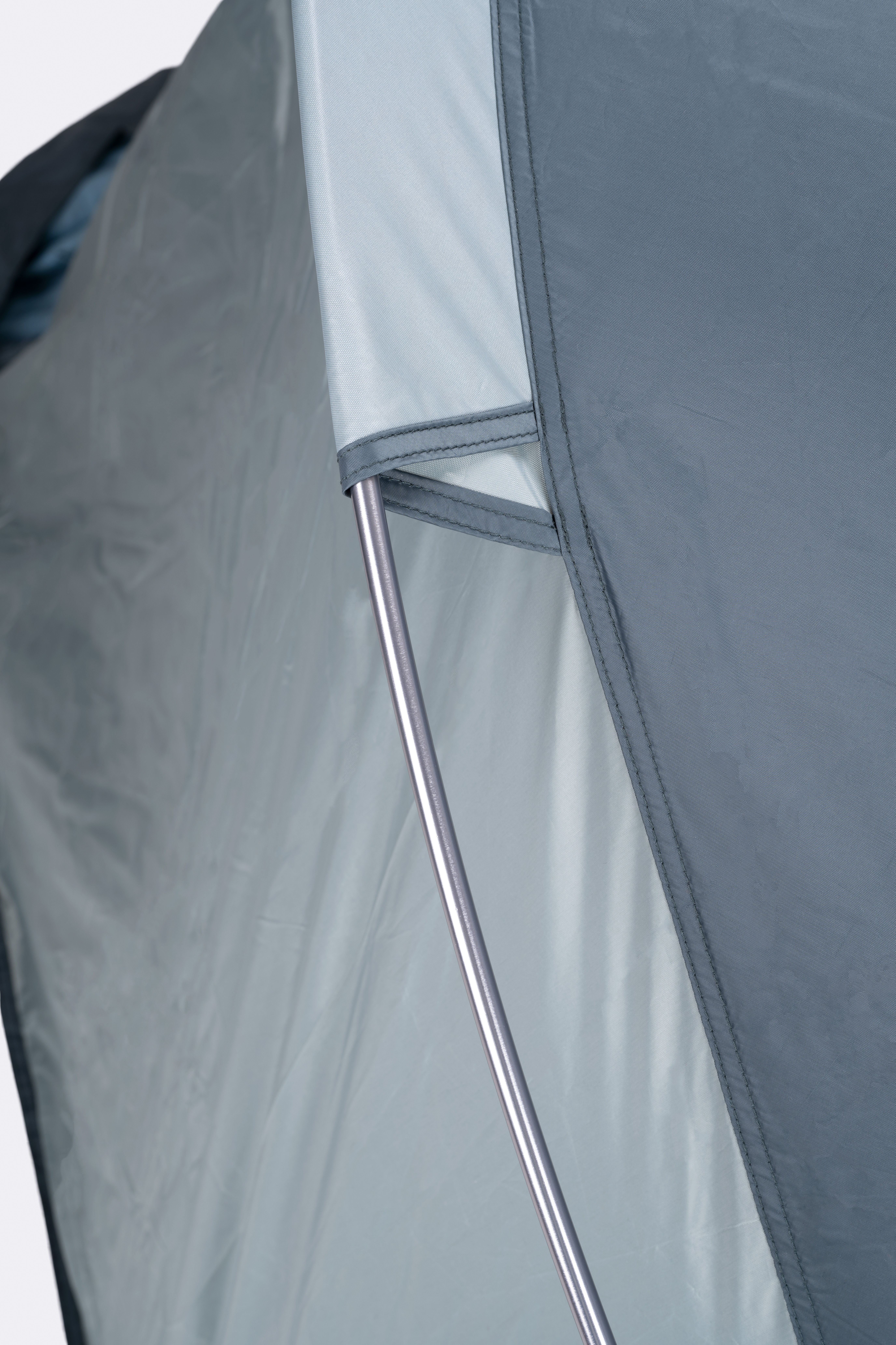 Macpac Beach Shelter