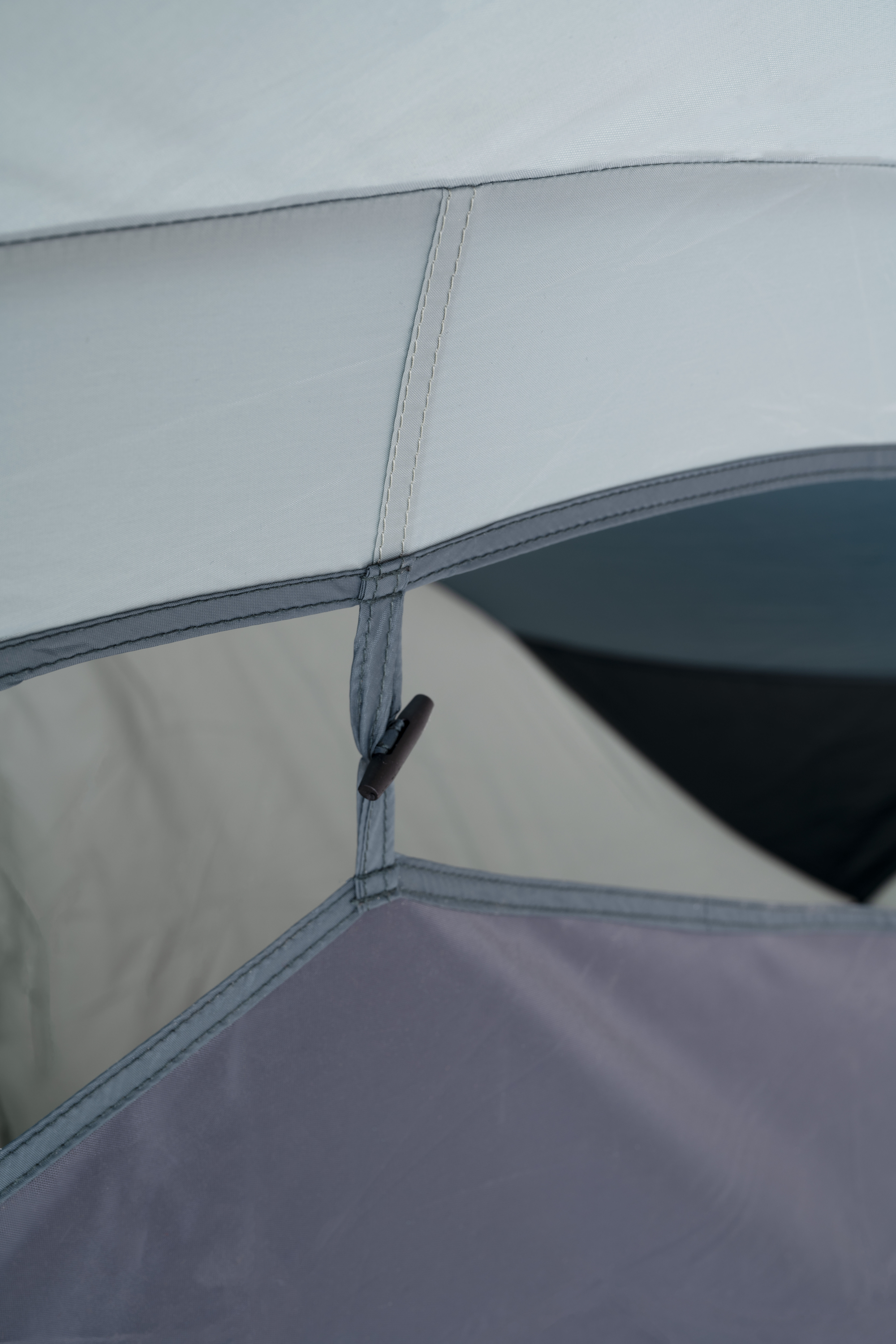 Macpac Beach Shelter