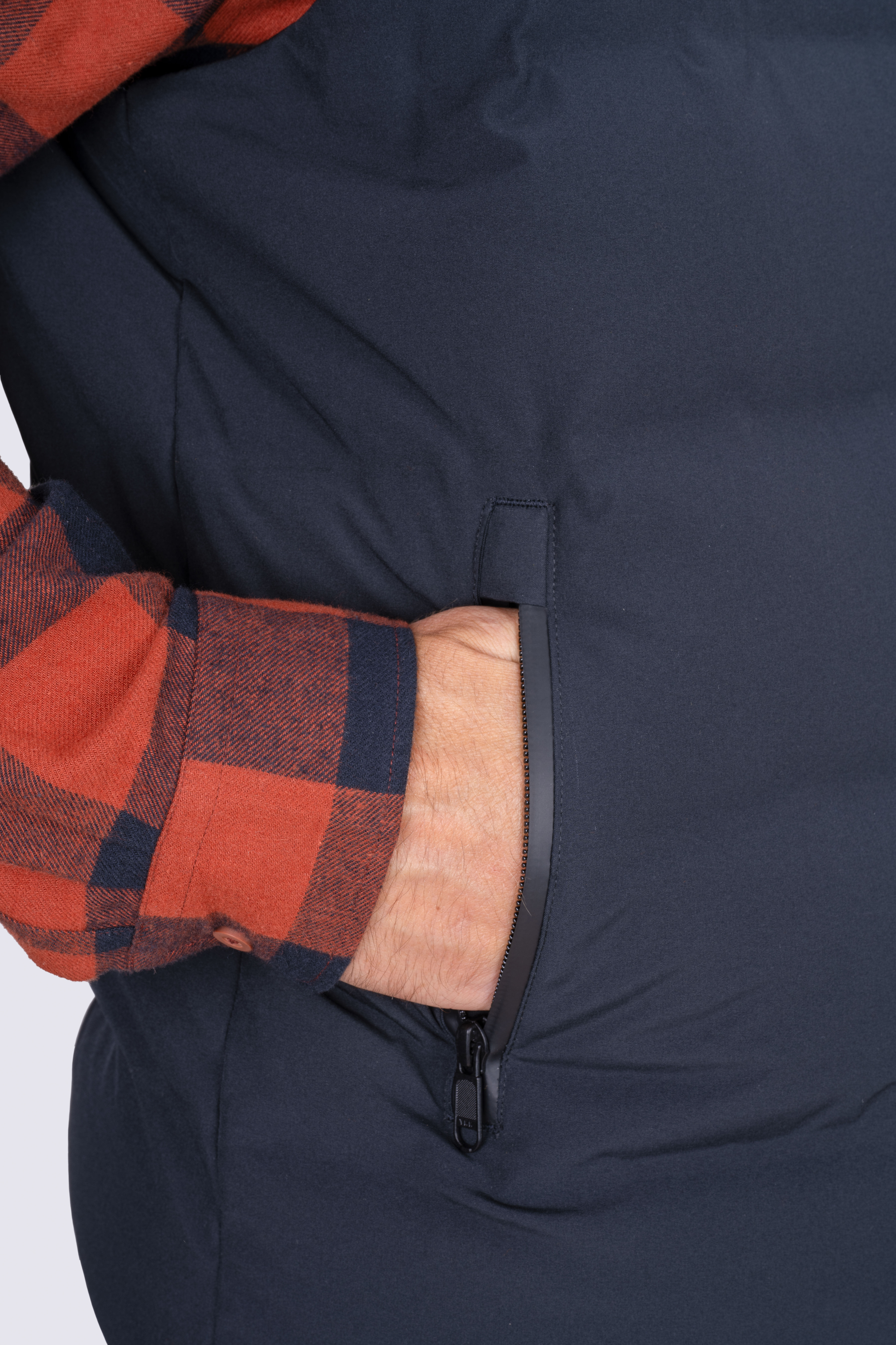 Macpac Men's Narvi Down Vest